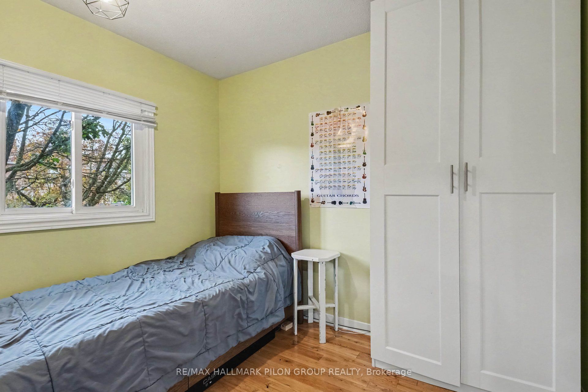 1515 Thurlow Street Property Photo 9
