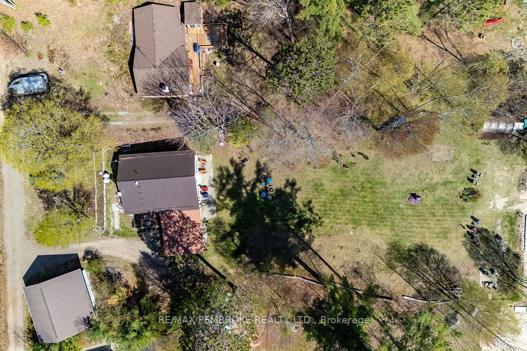 634 Goldfinch Way Property Photo 41