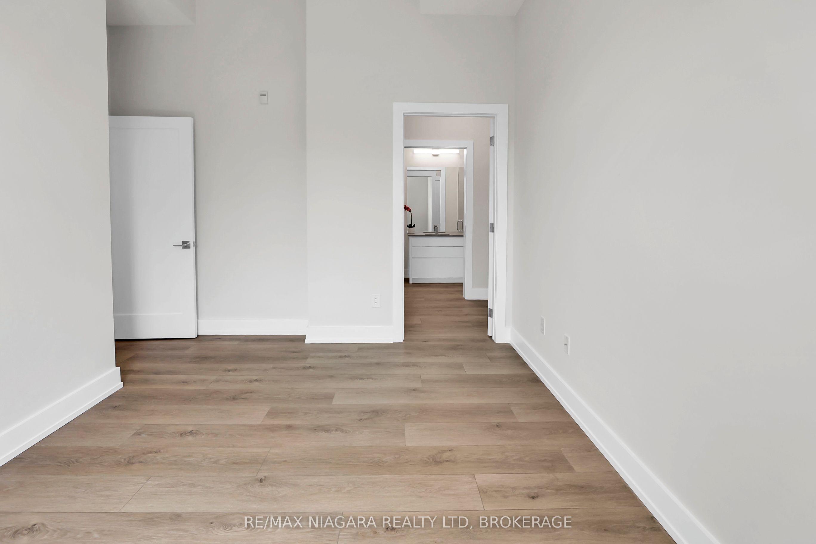 77 Yates Street 505 Property Photo 21