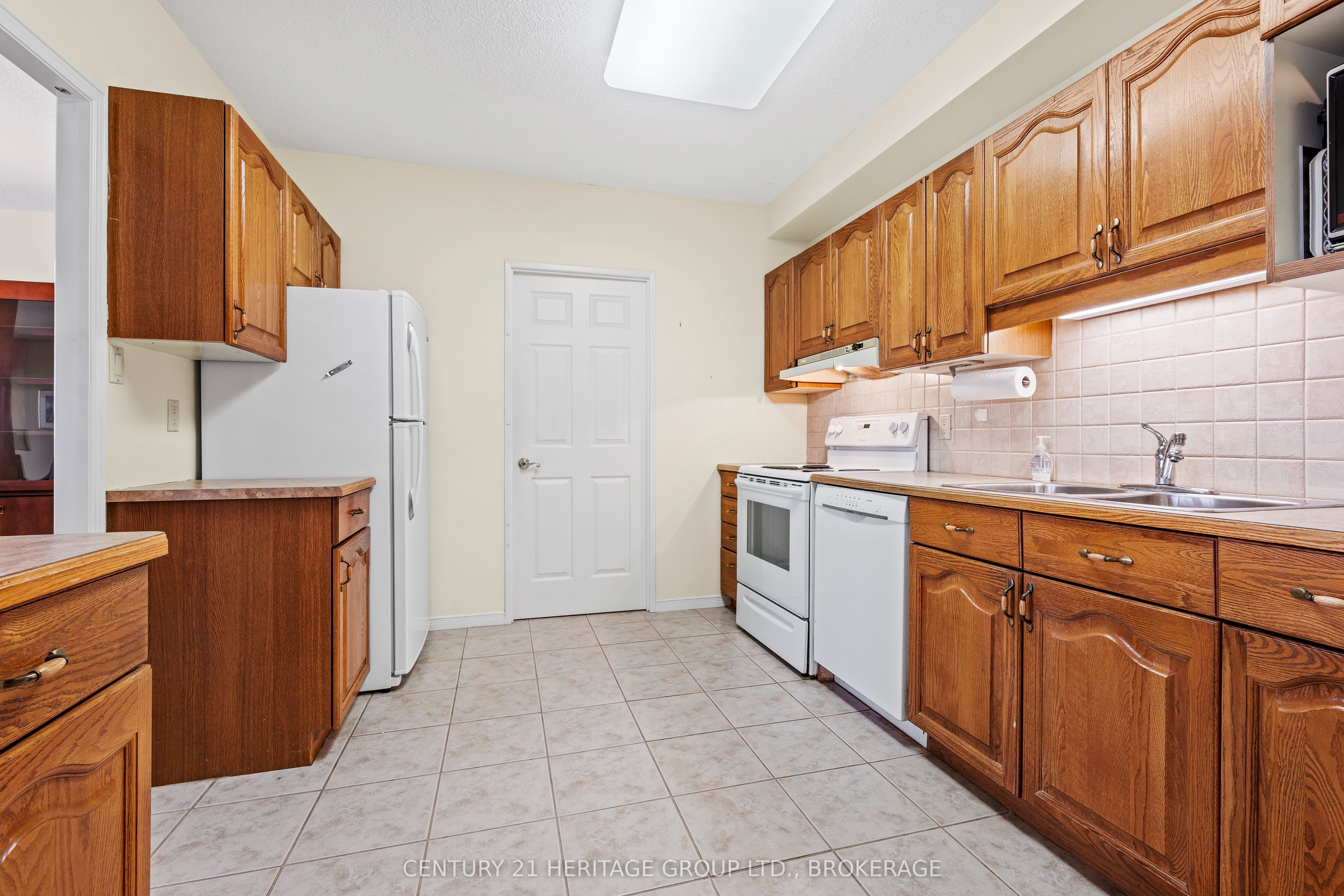 1000 King Street W 1202 Property Photo 20