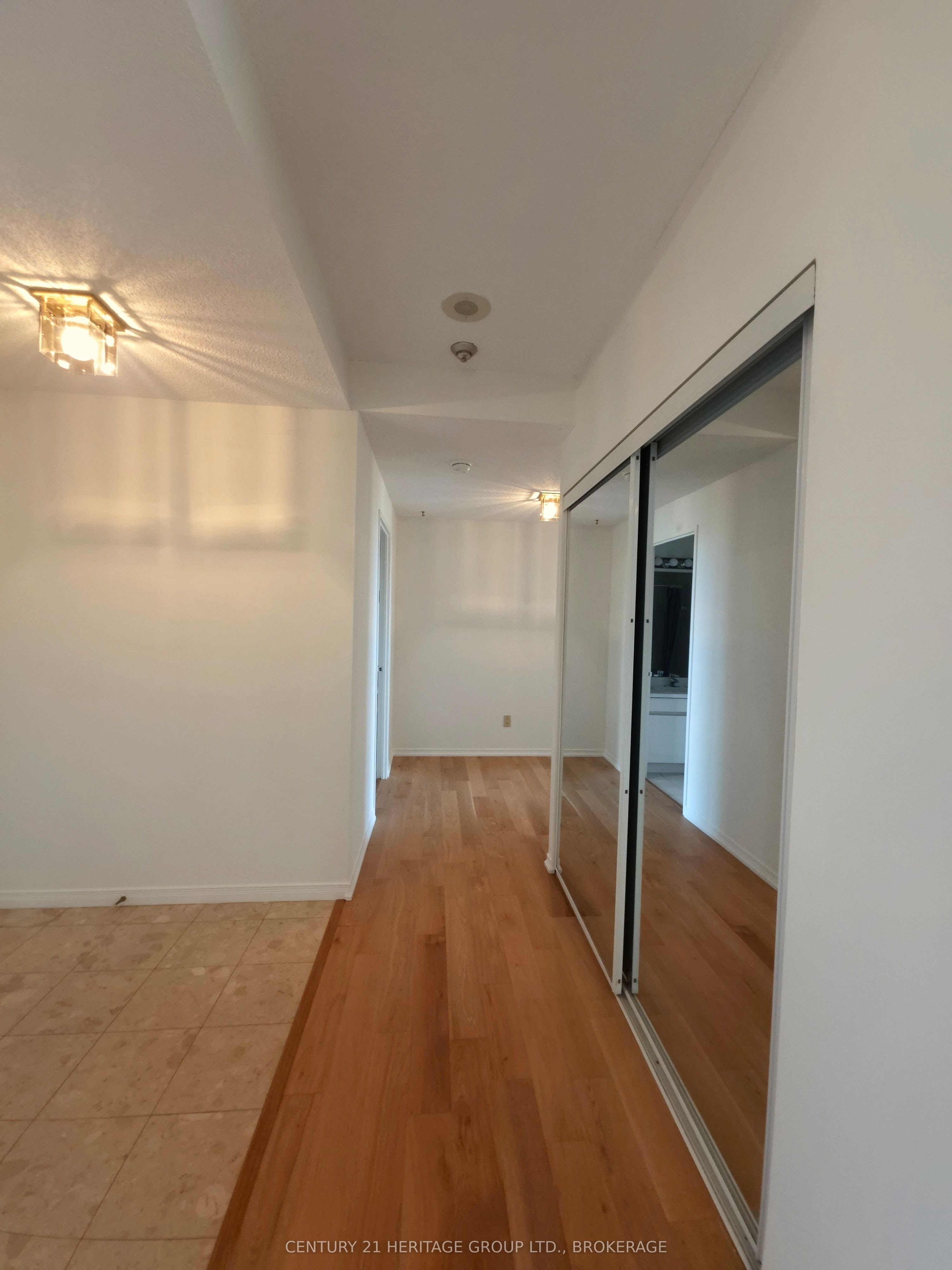 1000 King Street W 1202 Property Photo 21