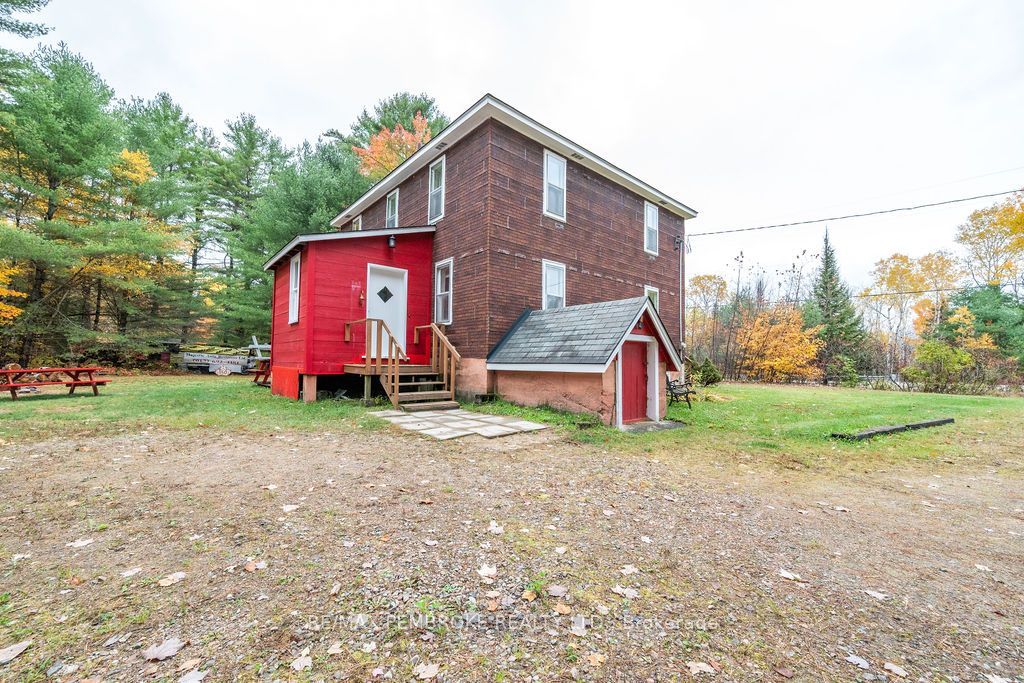 40513 17 Highway Property Photo 5