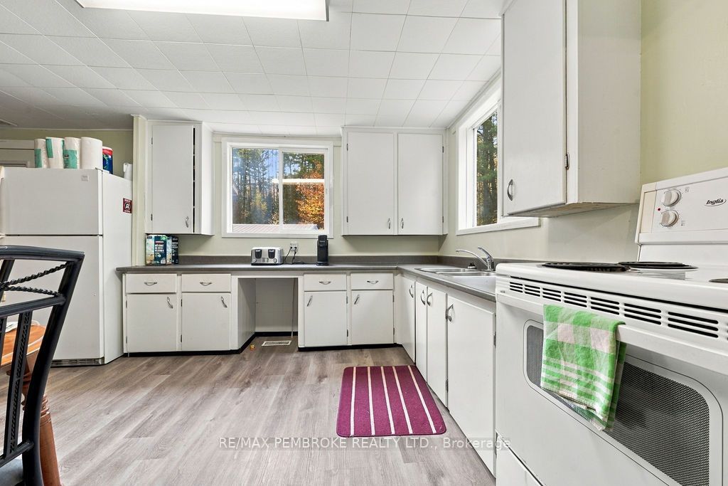 40513 17 Highway Property Photo 11