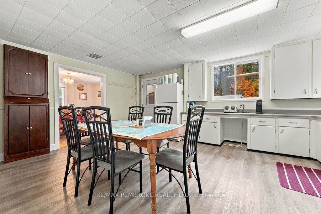 40513 17 Highway Property Photo 12