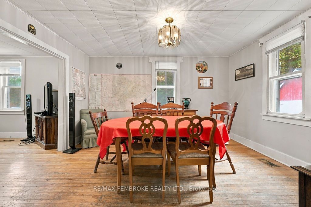 40513 17 Highway Property Photo 15