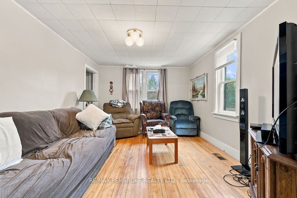 40513 17 Highway Property Photo 17