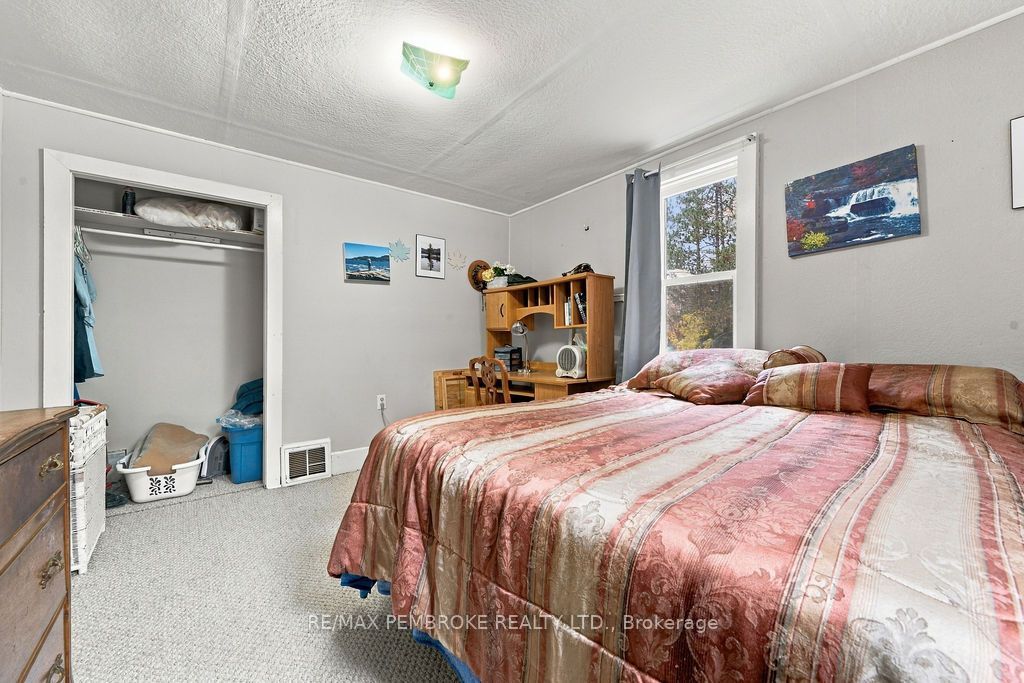 40513 17 Highway Property Photo 32