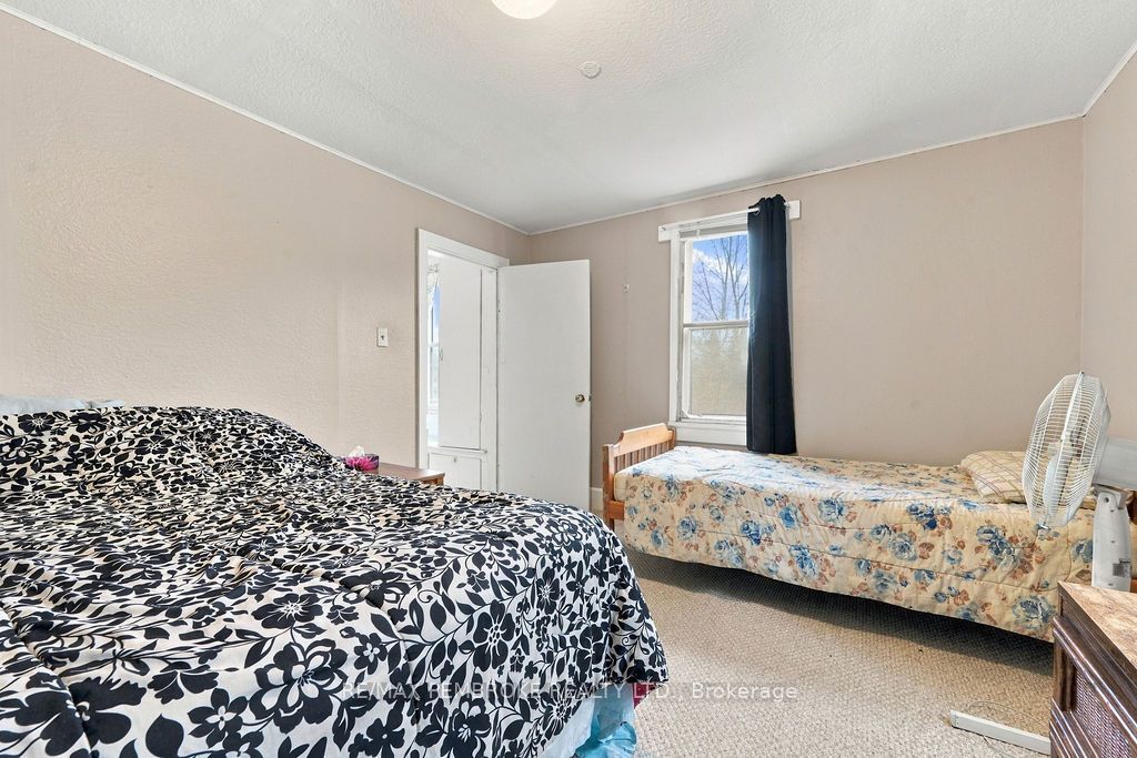 40513 17 Highway Property Photo 34