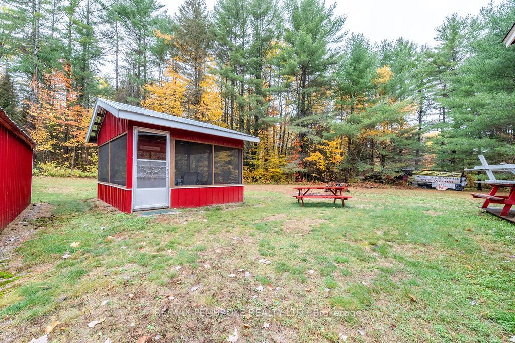 40513 17 Highway Property Photo 40