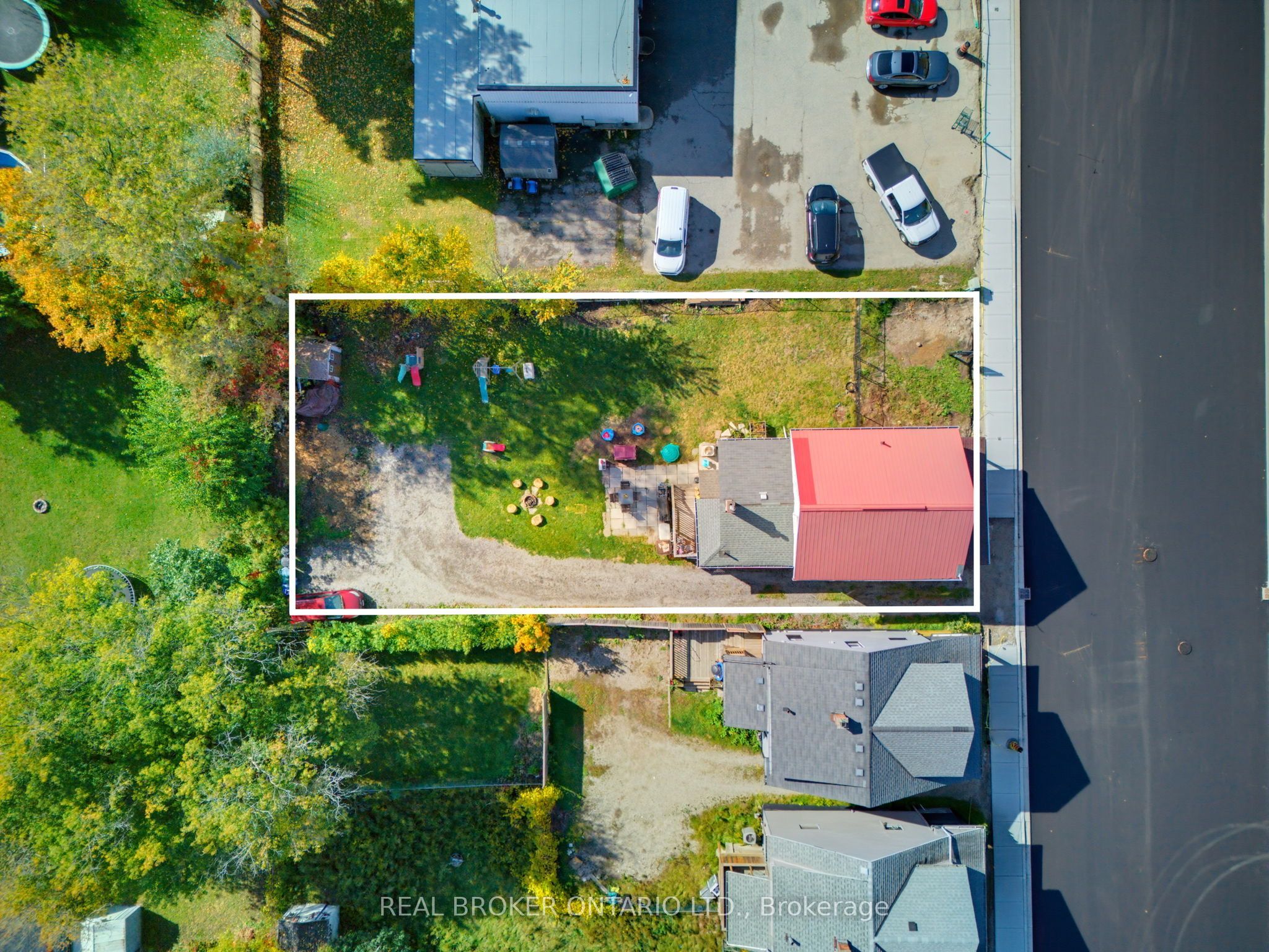 252 Dundas Street Property Photo 1