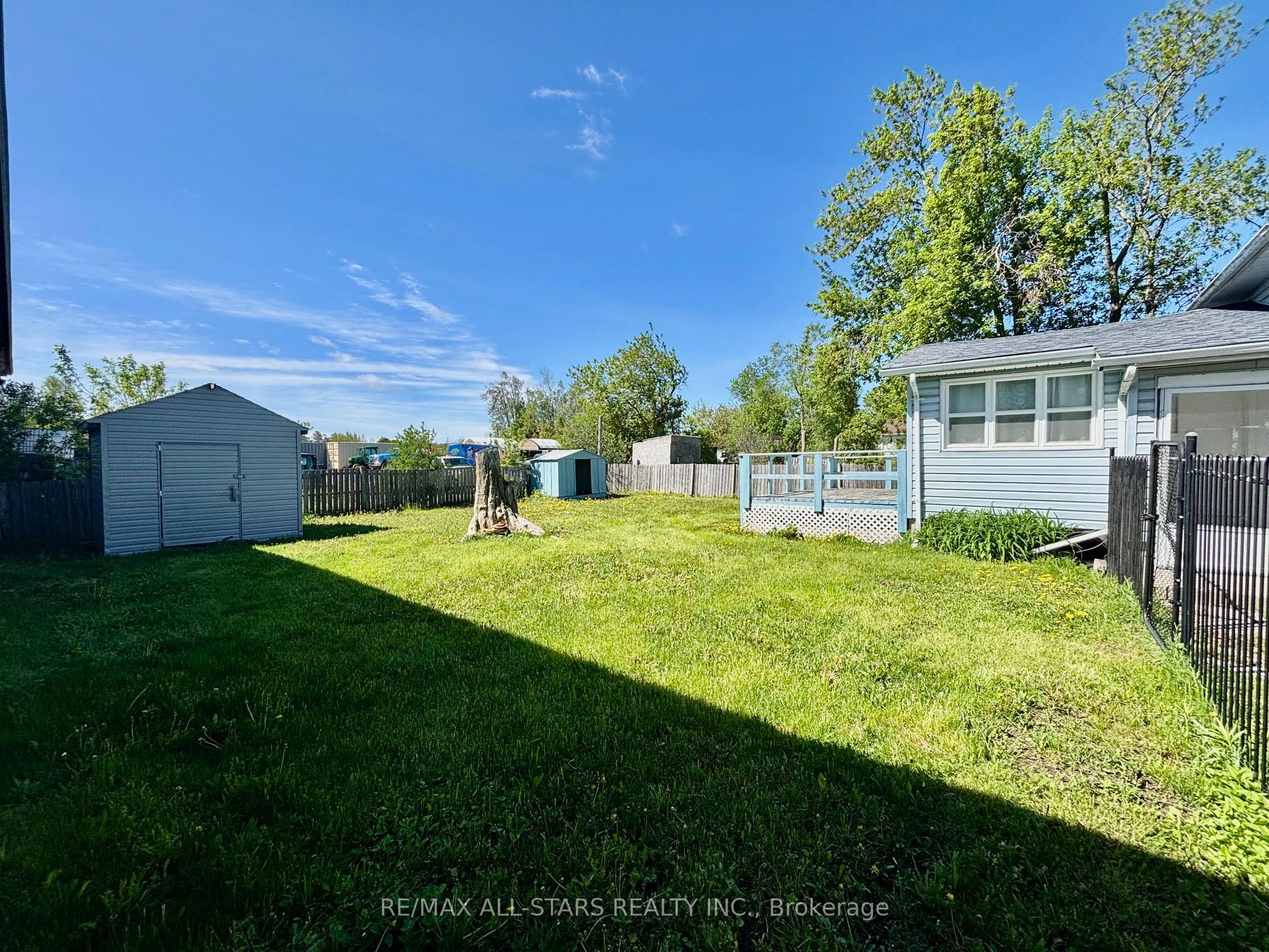 81 Durham Street W Property Photo 19
