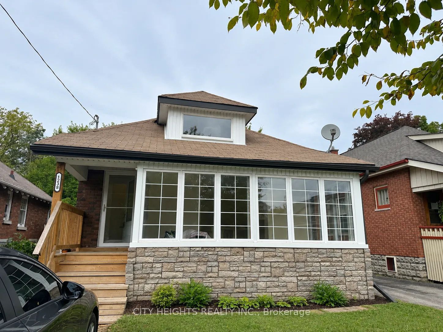 1238 York Street Property Photo 1