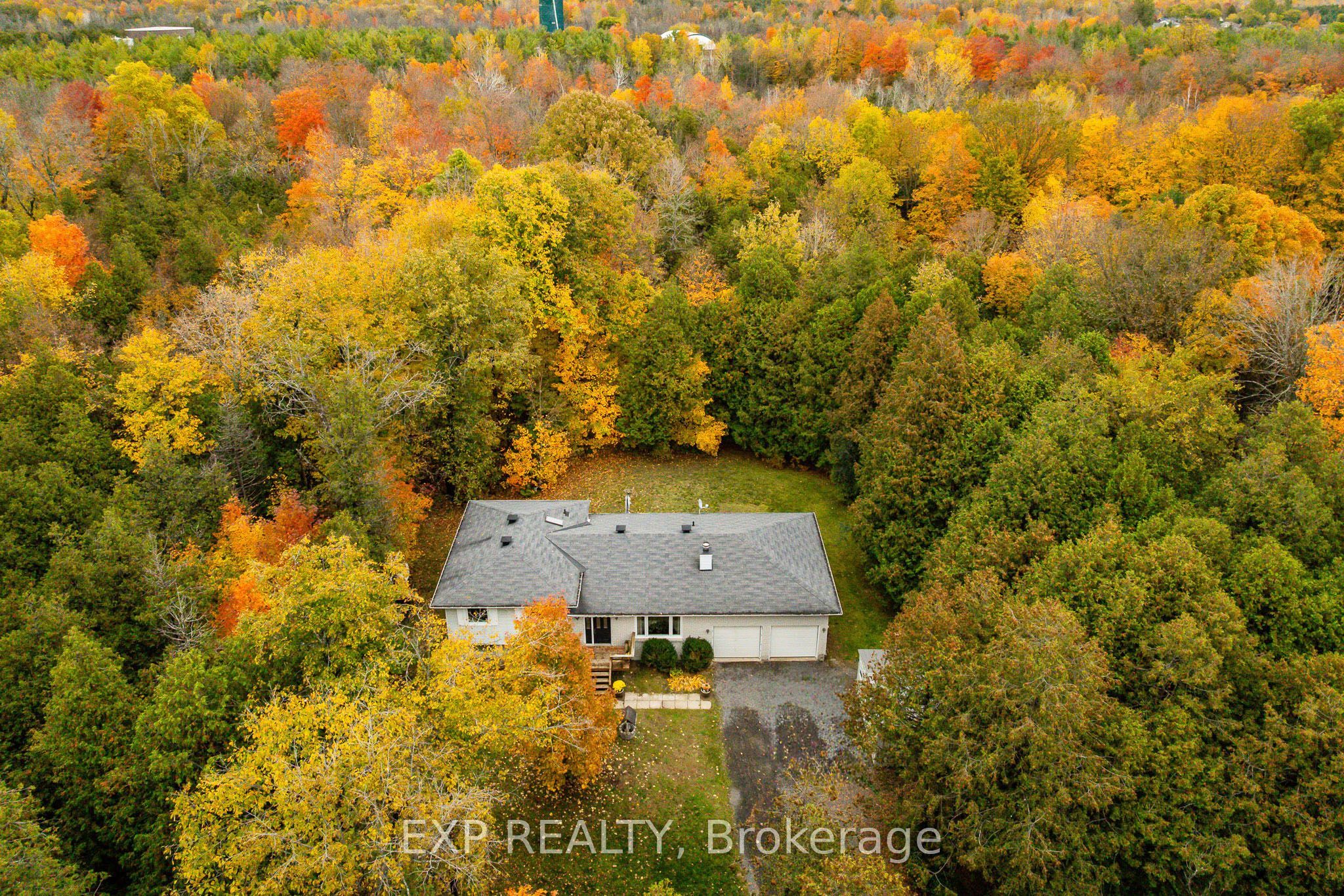 869 Rock Road Property Photo 1