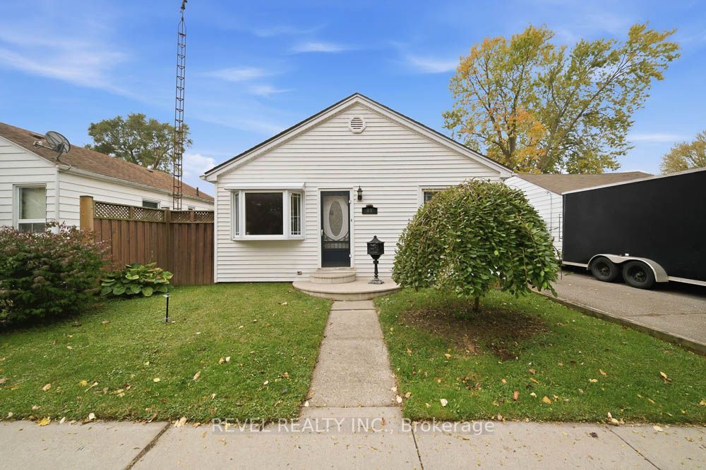 69 Sixth Avenue Property Photo 1