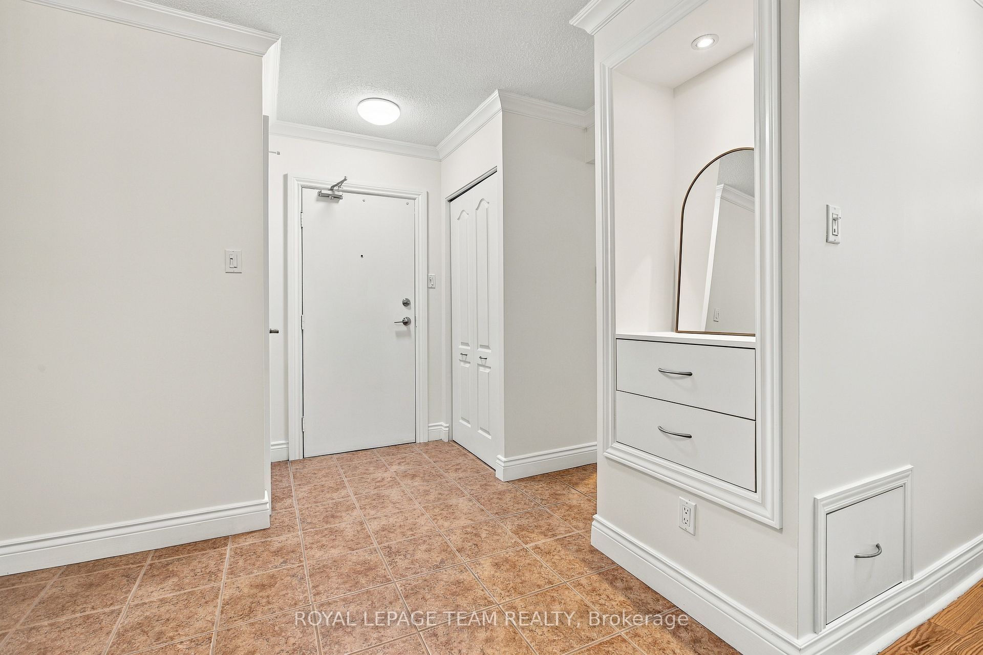 60 Mcleod Street 103 Property Photo 5