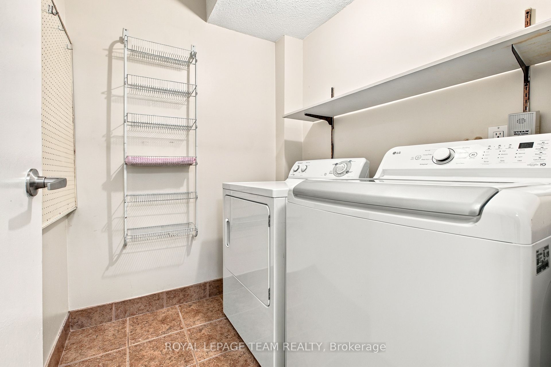 60 Mcleod Street 103 Property Photo 25