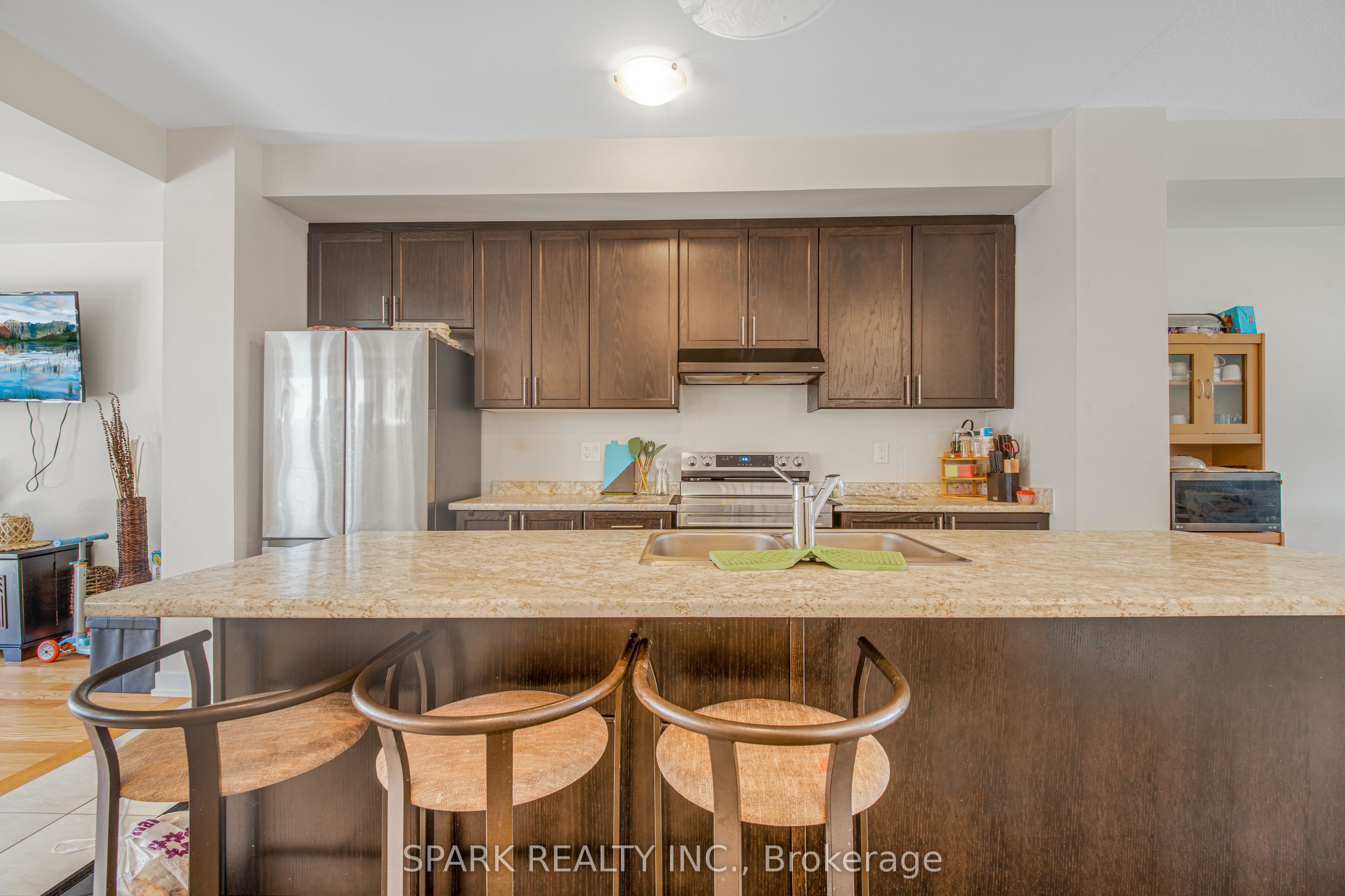 226 Melody Lane Property Photo 10
