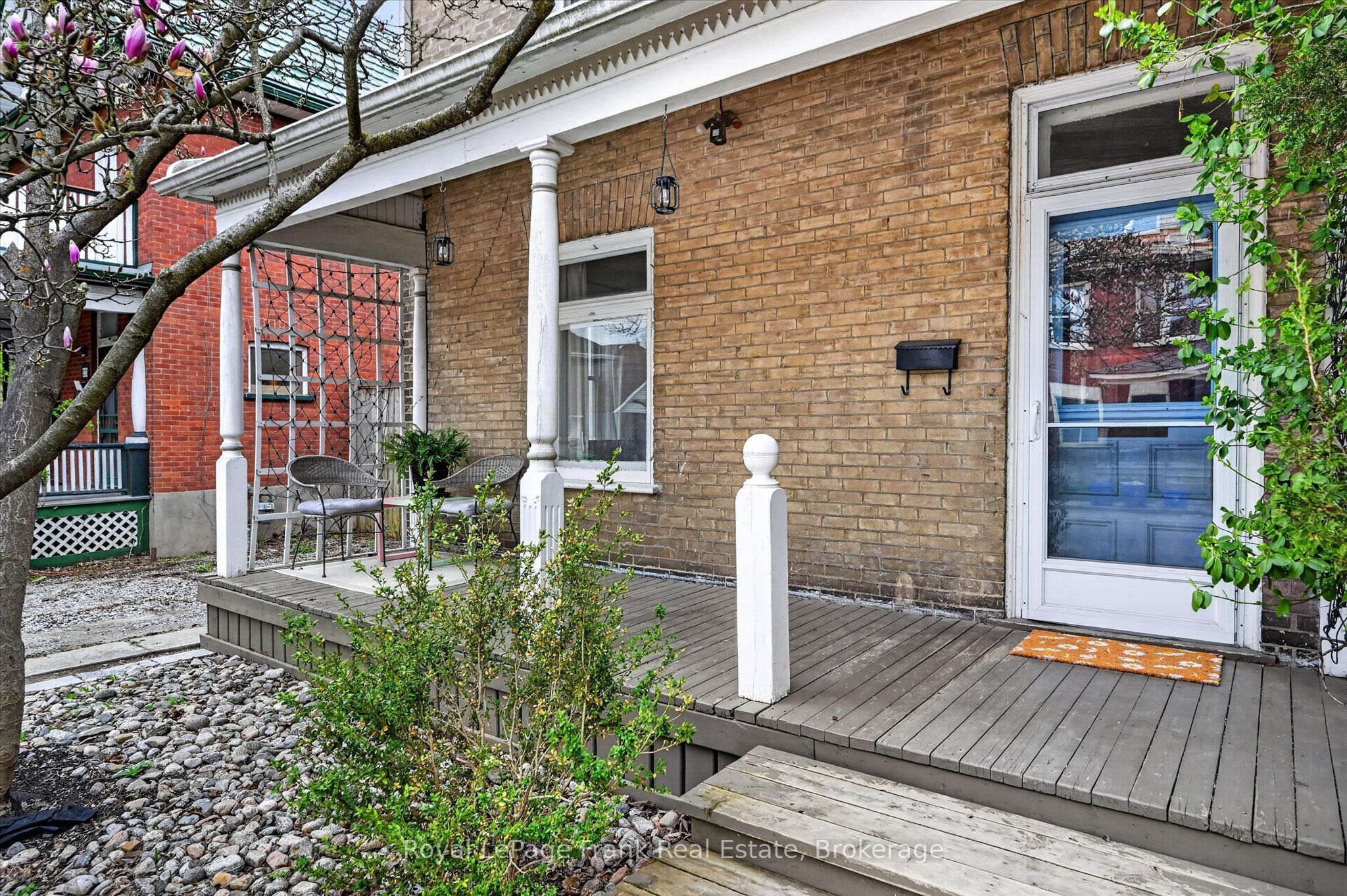 273 William Street Property Photo 4