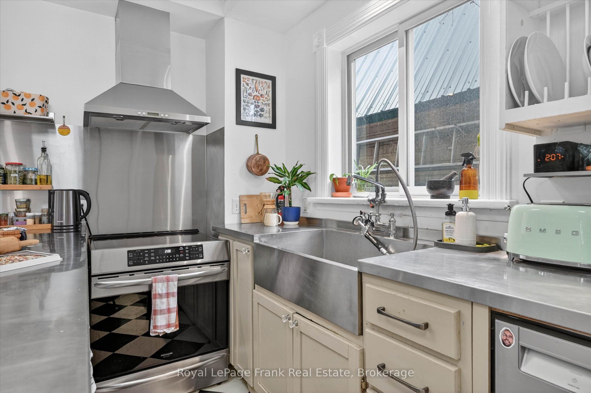 273 William Street Property Photo 12