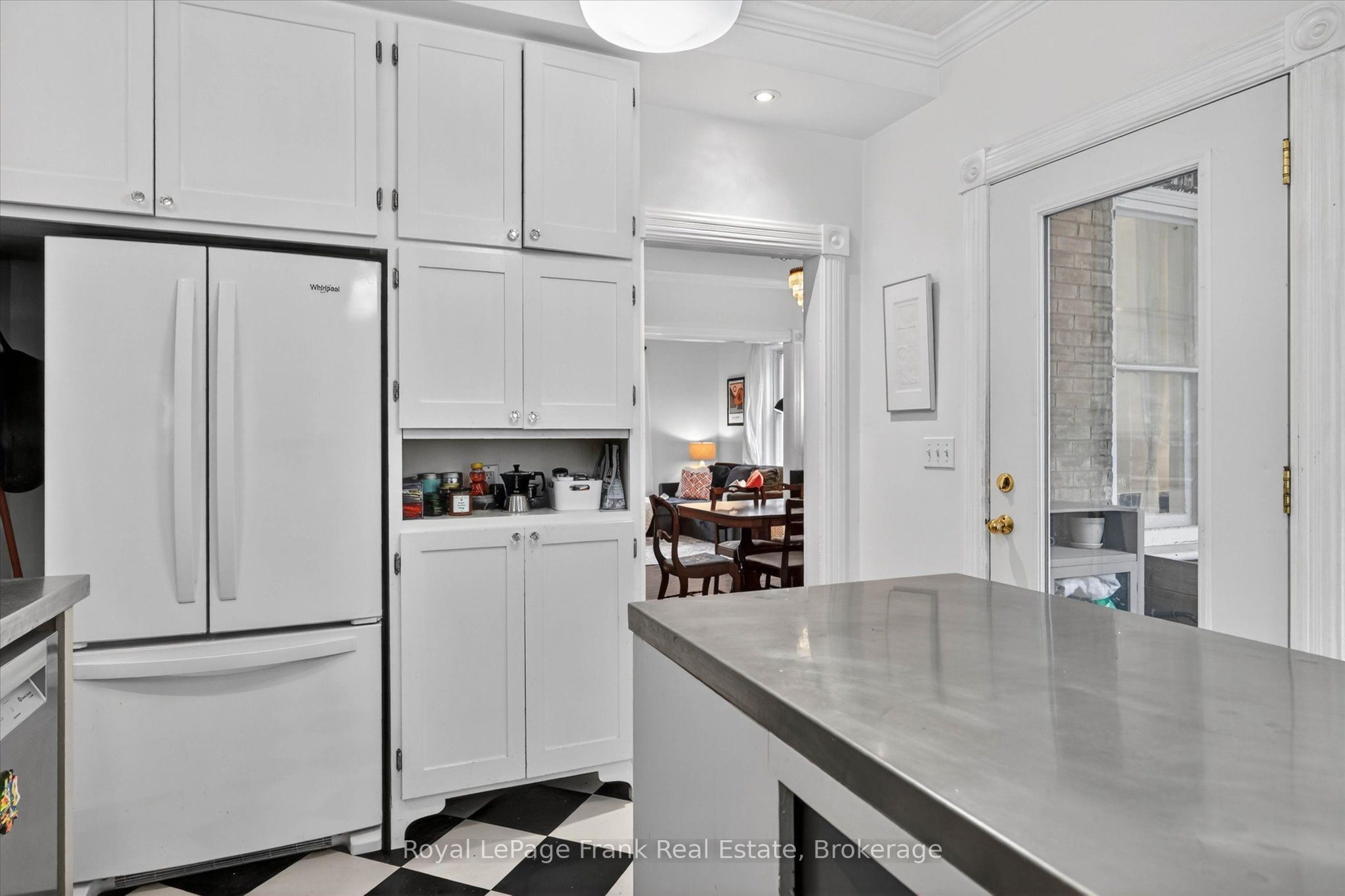 273 William Street Property Photo 13