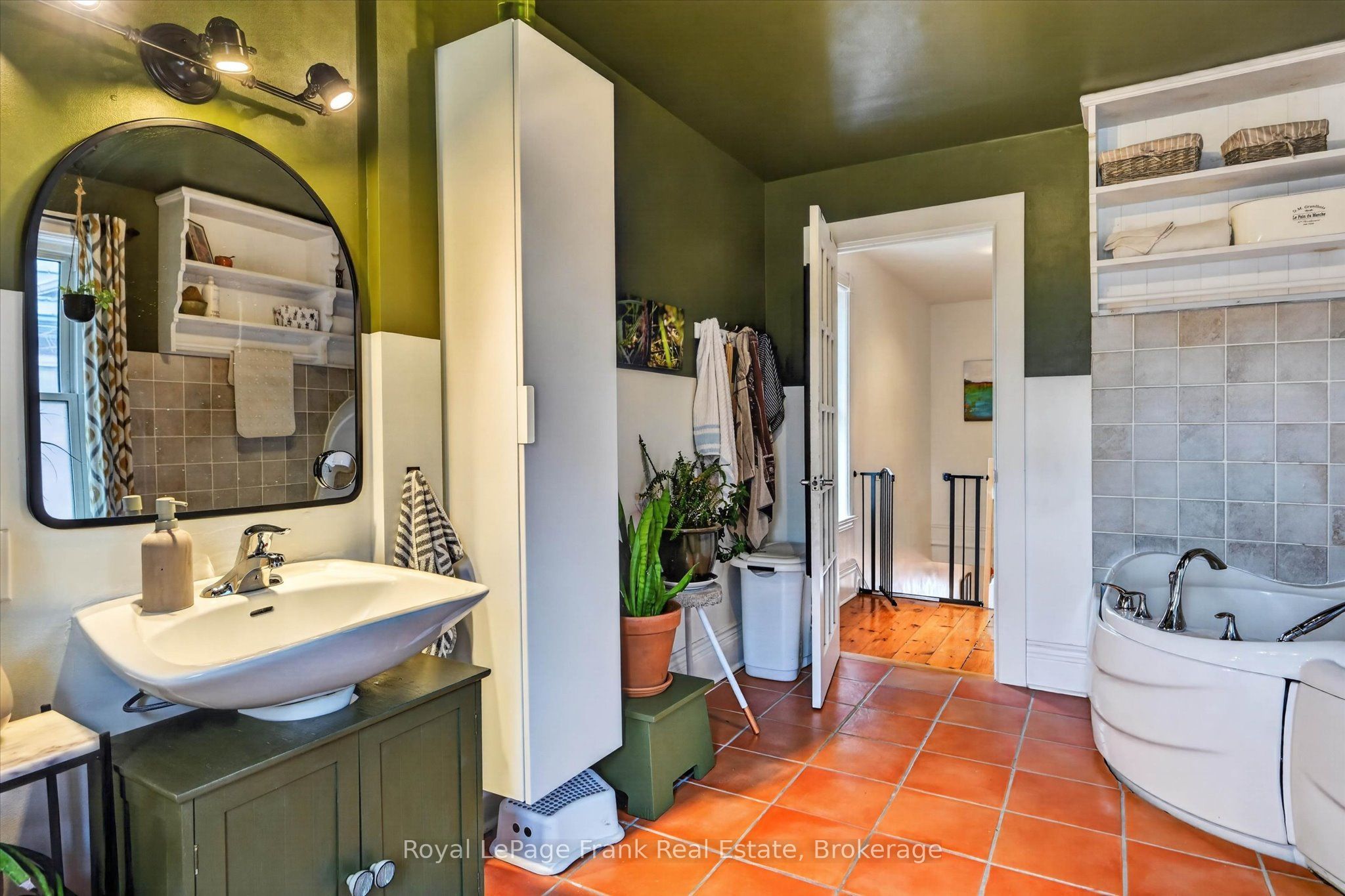 273 William Street Property Photo 26