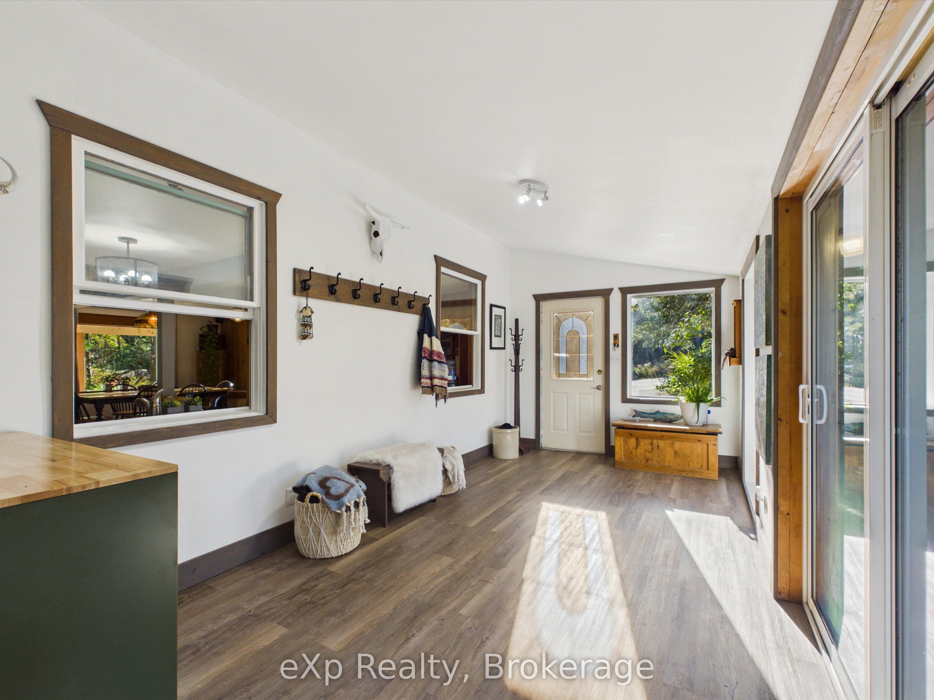 1002 Silver Lake Road Property Photo 16