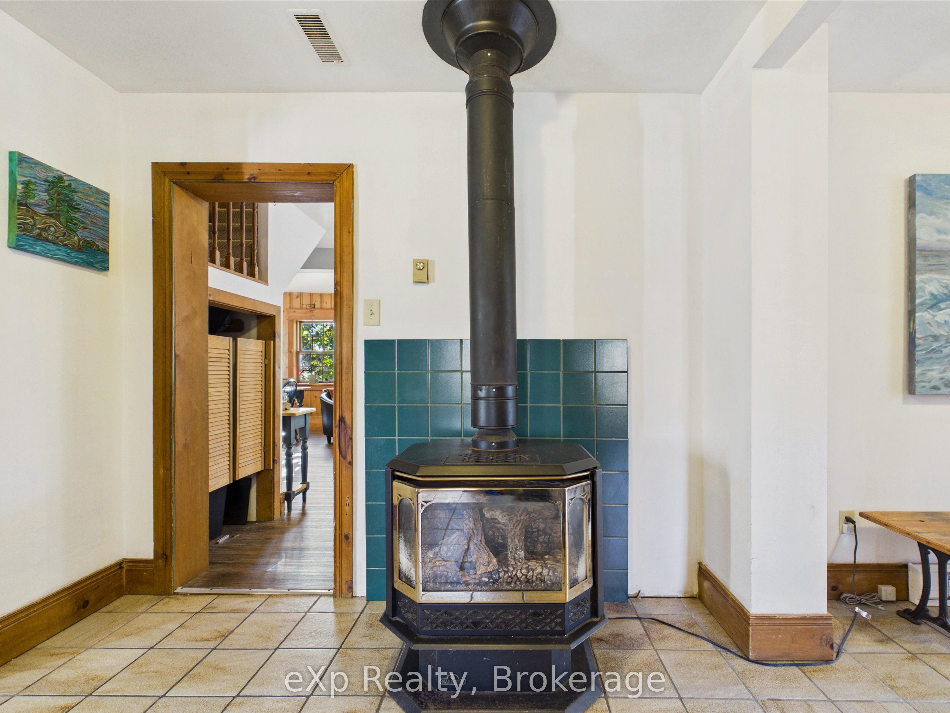 1002 Silver Lake Road Property Photo 20