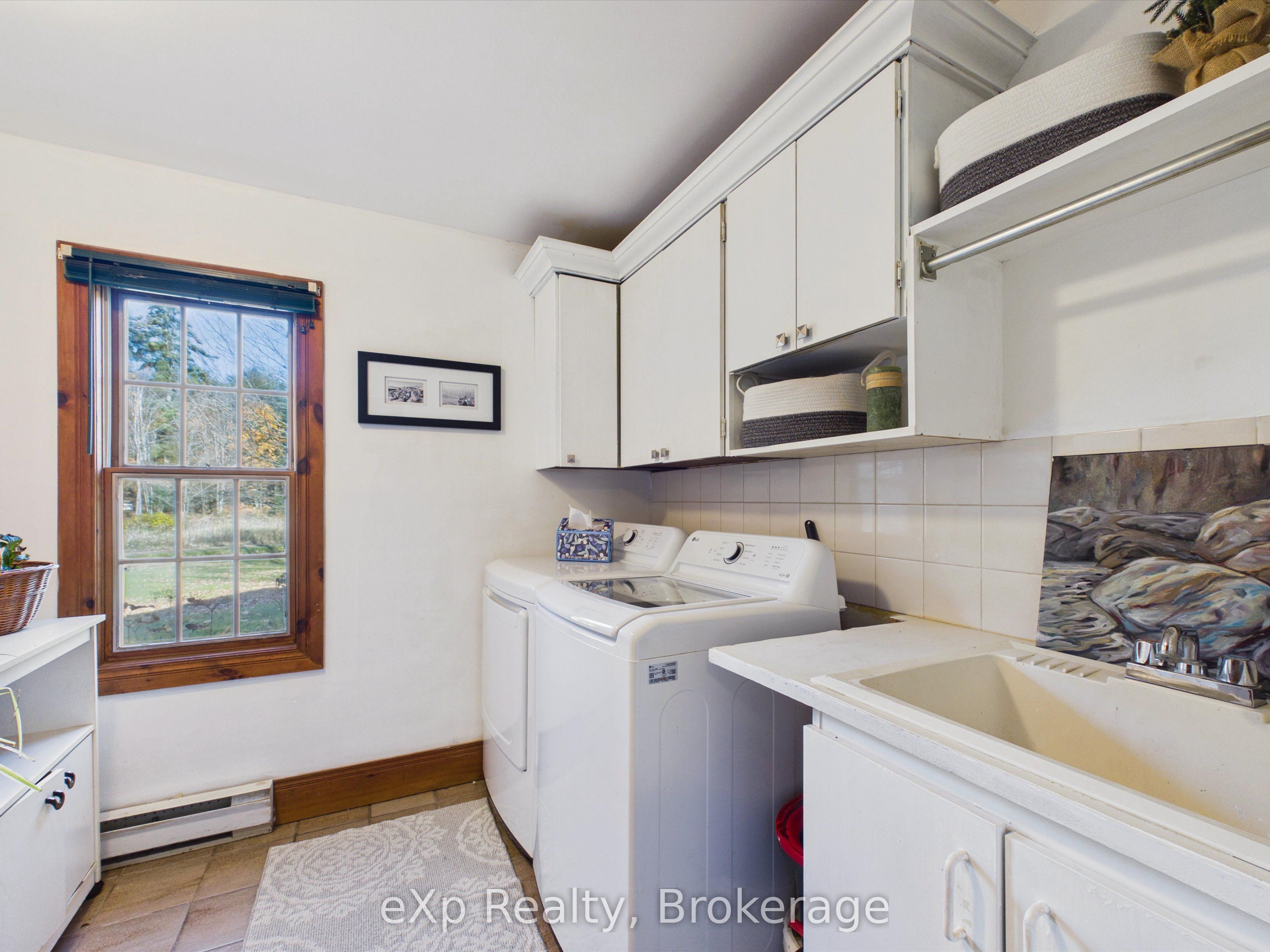 1002 Silver Lake Road Property Photo 23