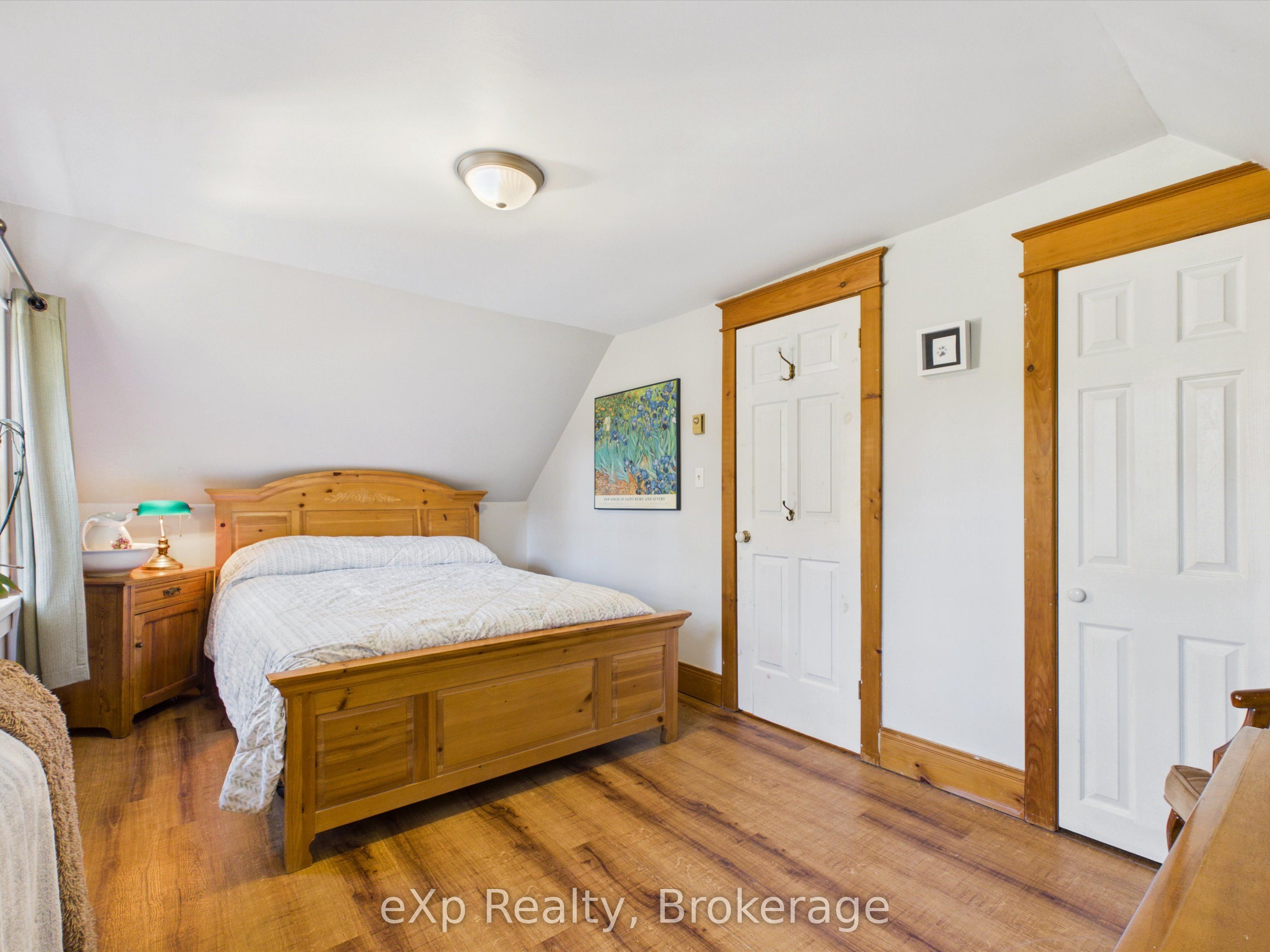 1002 Silver Lake Road Property Photo 33
