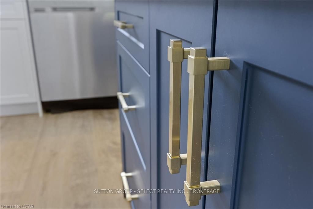 353 Dominion Street Property Photo 7