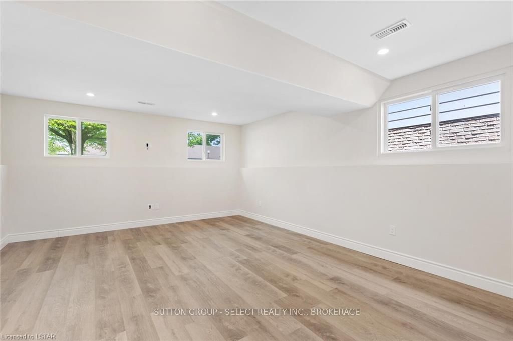 353 Dominion Street Property Photo 23