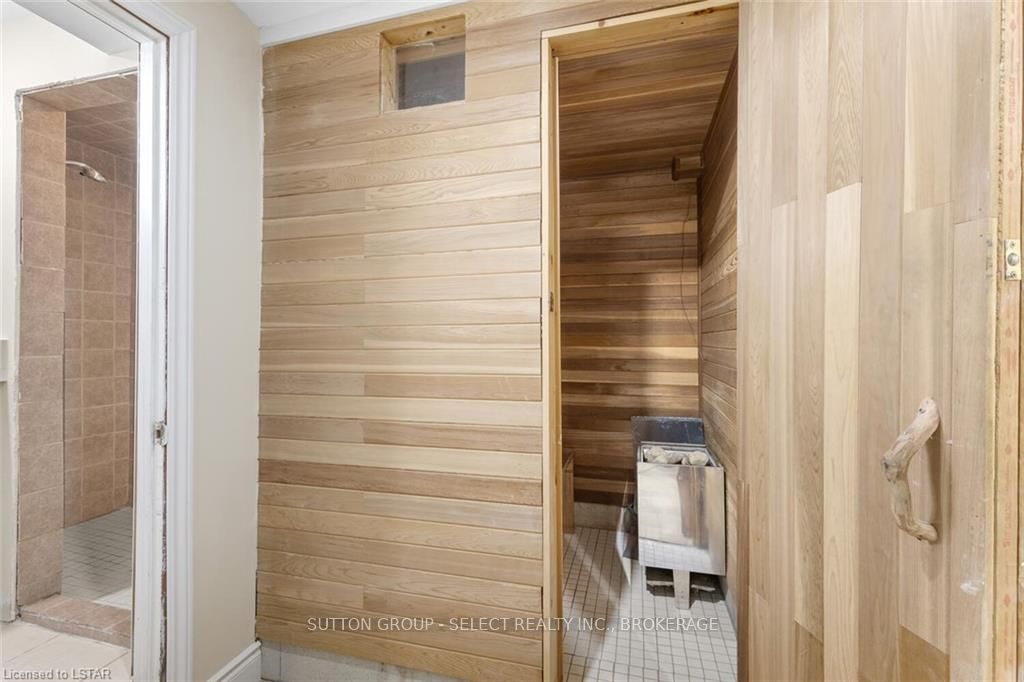 353 Dominion Street Property Photo 32