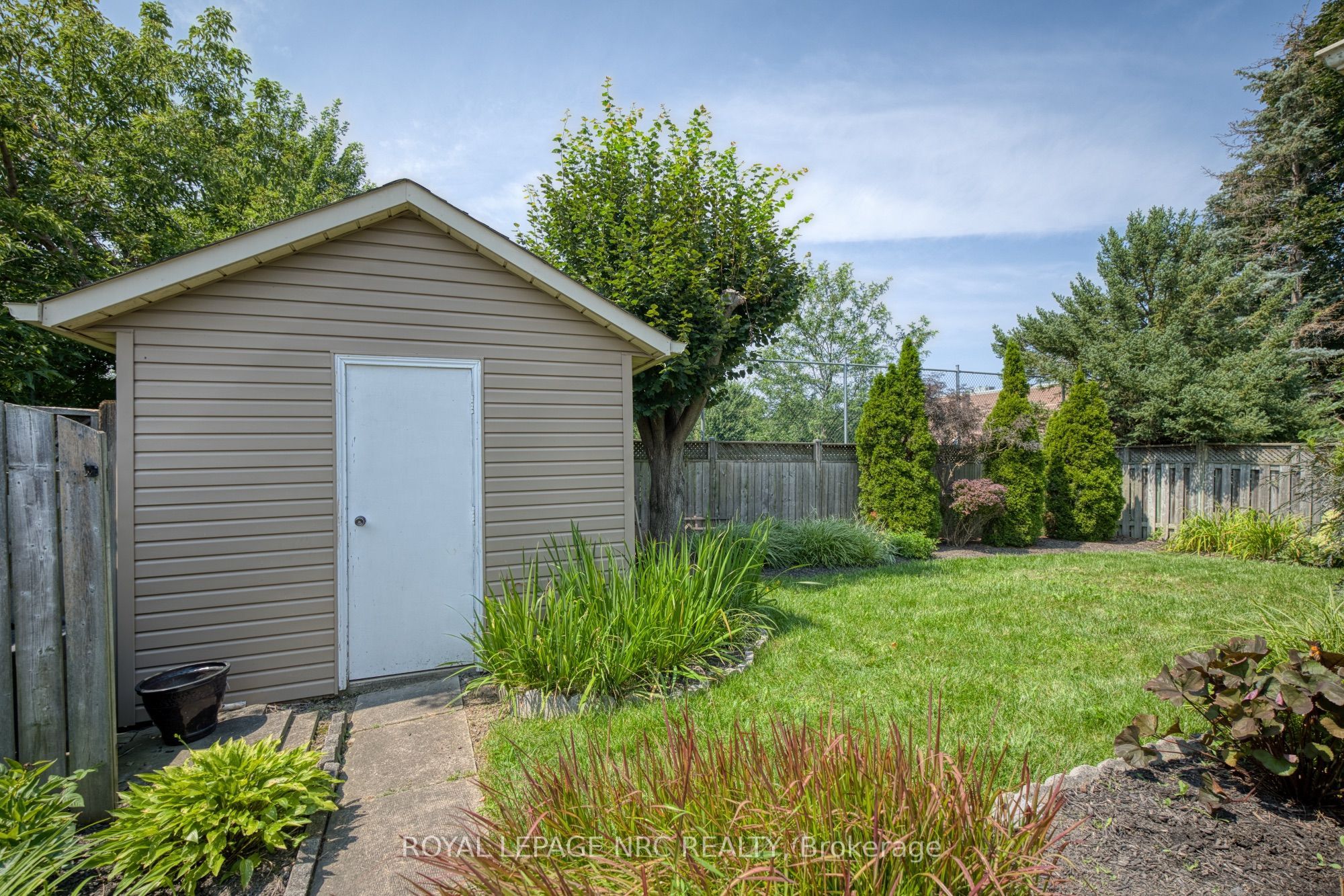 173 First Street Louth Street Property Photo 46