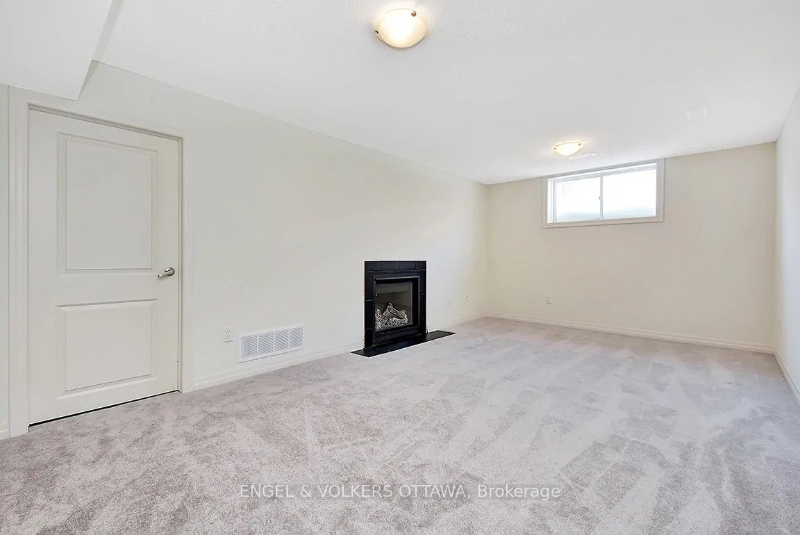 165 Overberg Way Property Photo 28