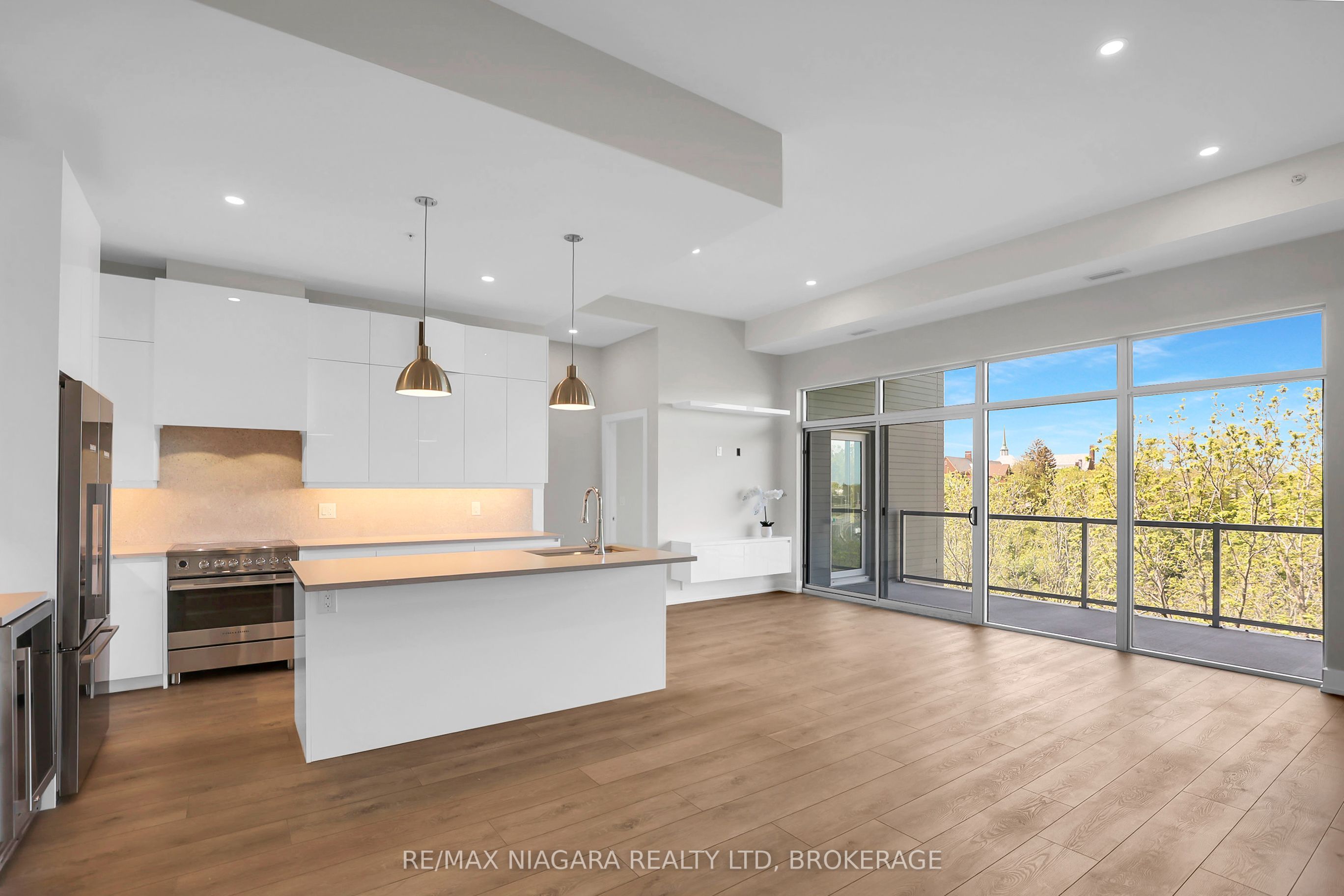 77 Yates Street 505 Property Photo 8