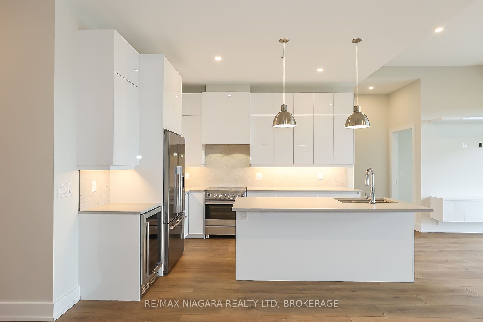 77 Yates Street 505 Property Photo 10