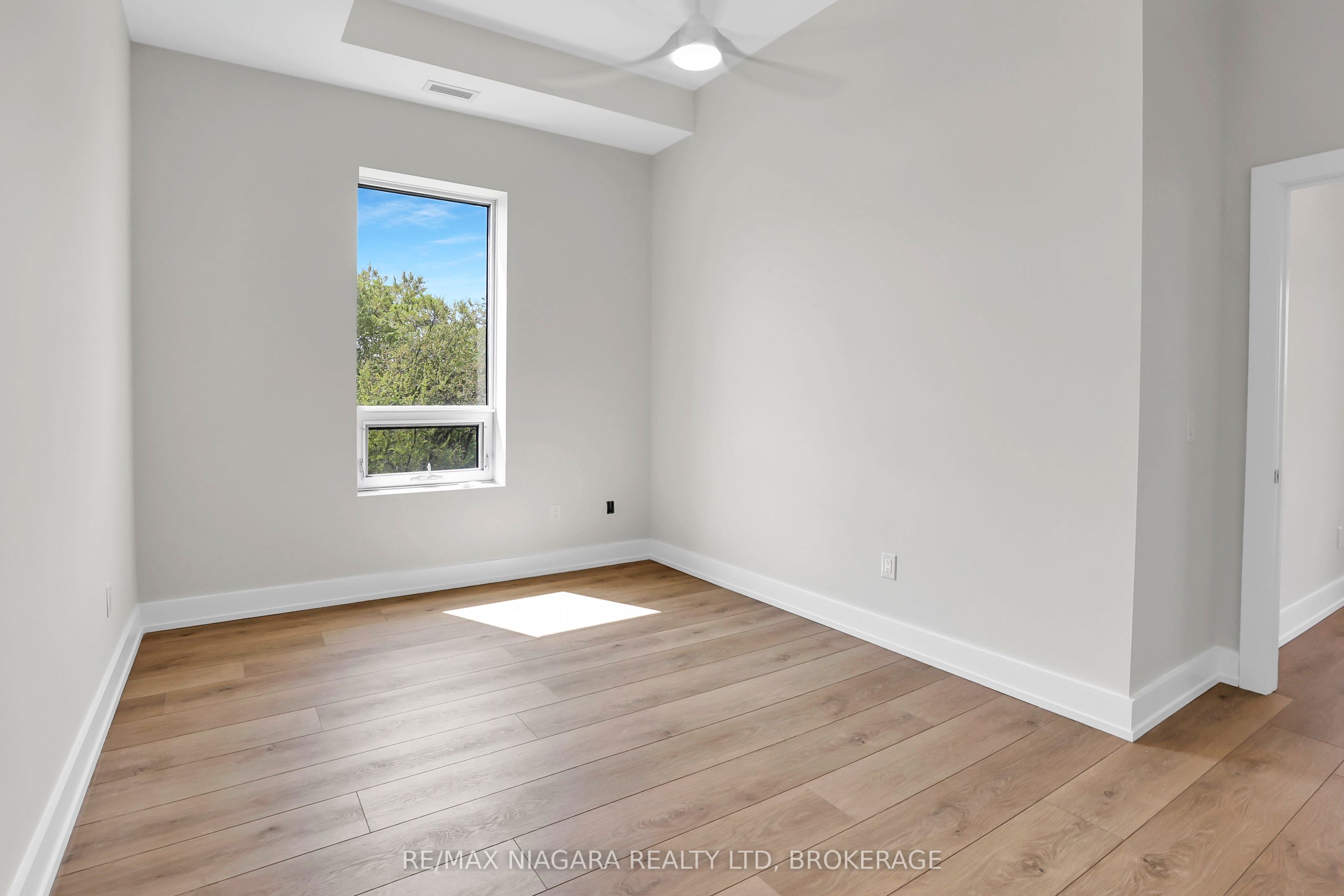 77 Yates Street 505 Property Photo 27