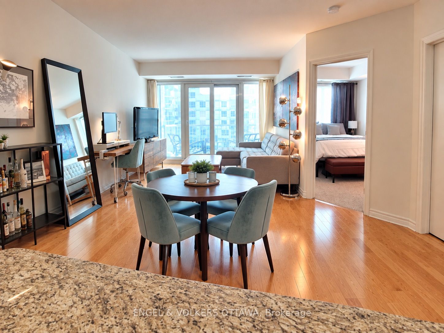 234 Rideau Street 607 Property Photo 1