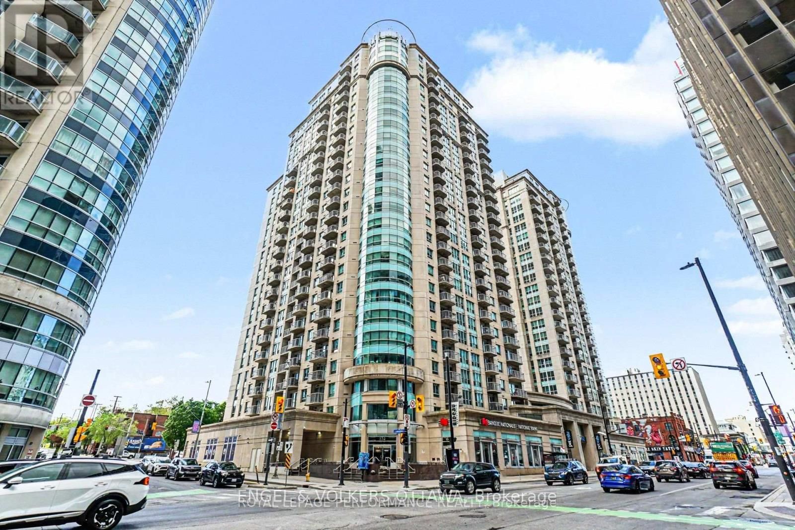234 Rideau Street 607 Property Photo 2