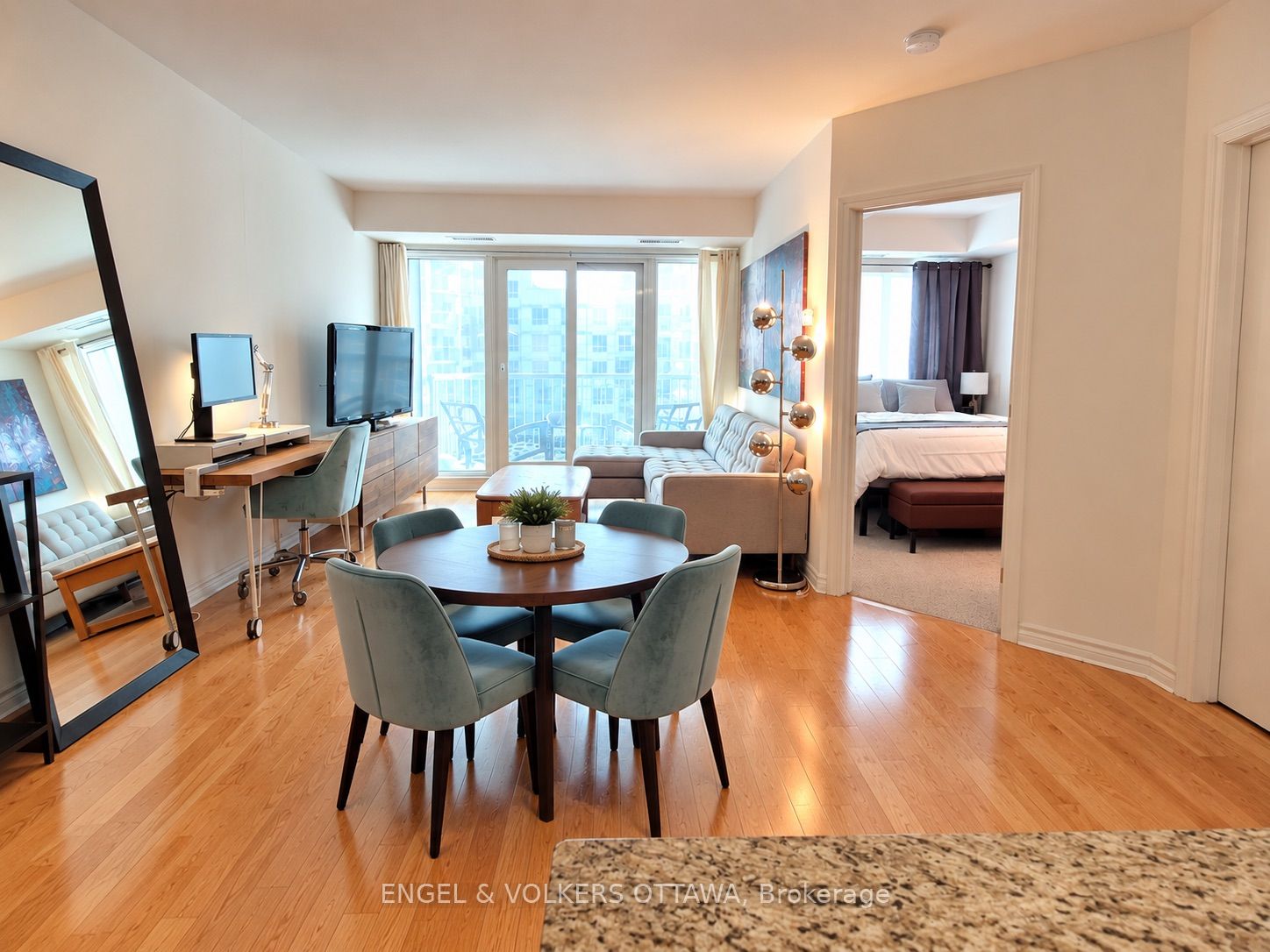 234 Rideau Street 607 Property Photo 3
