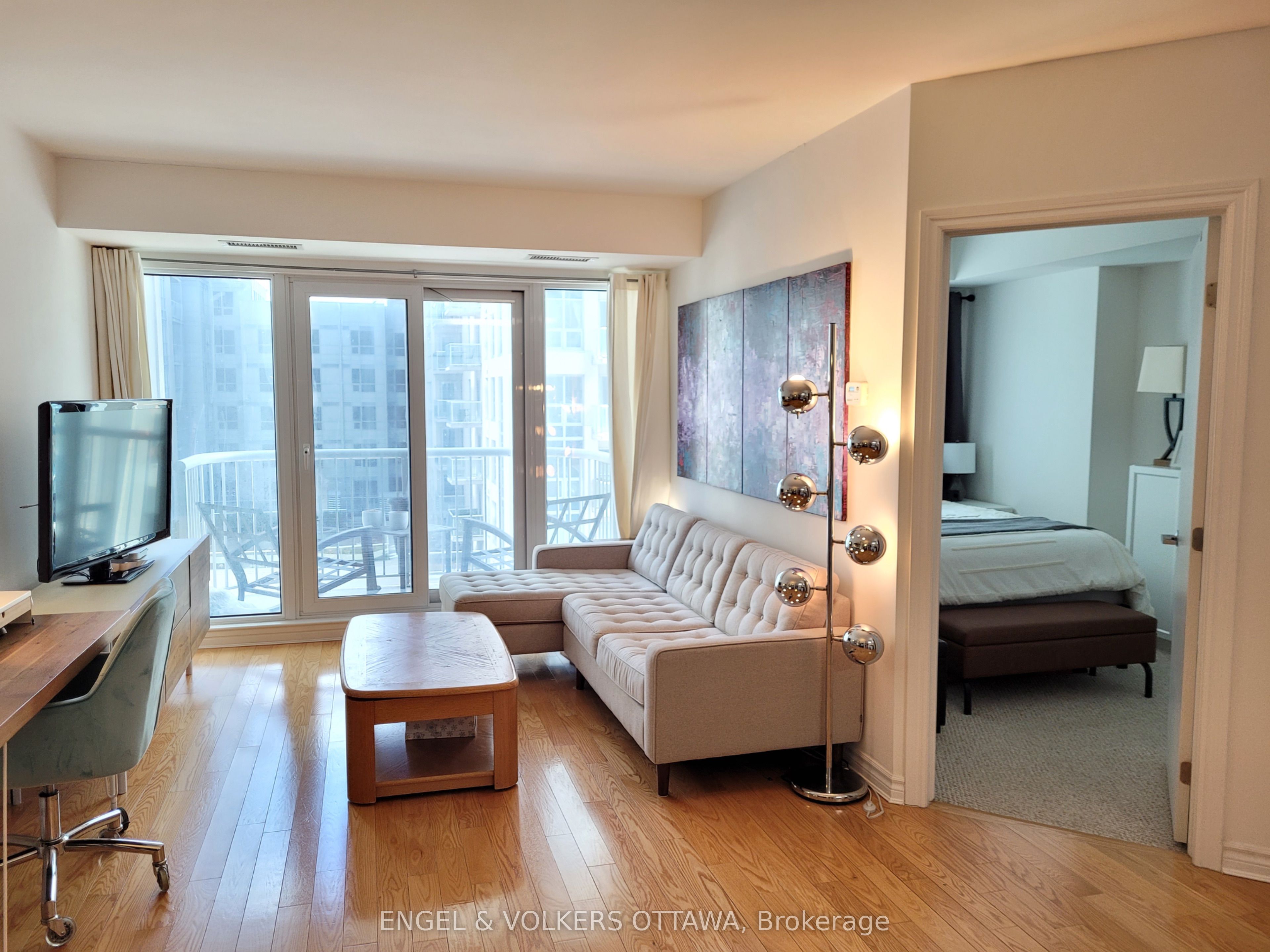 234 Rideau Street 607 Property Photo 4