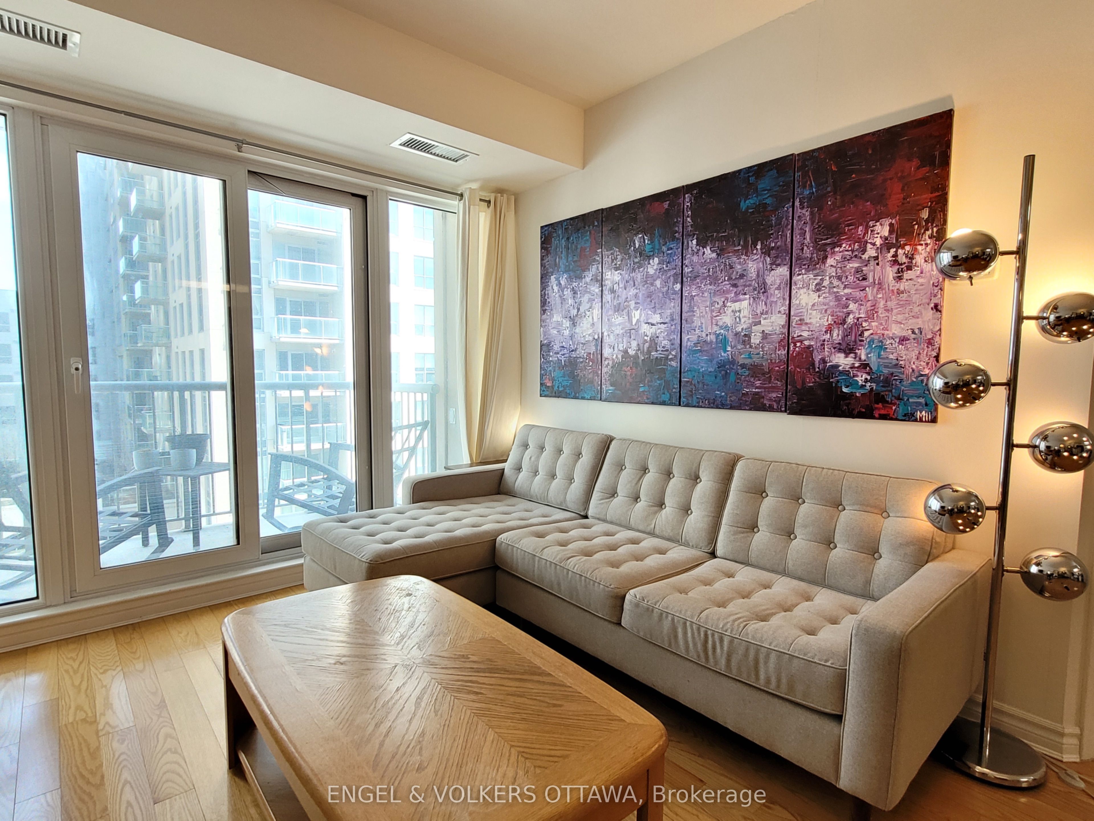 234 Rideau Street 607 Property Photo 5