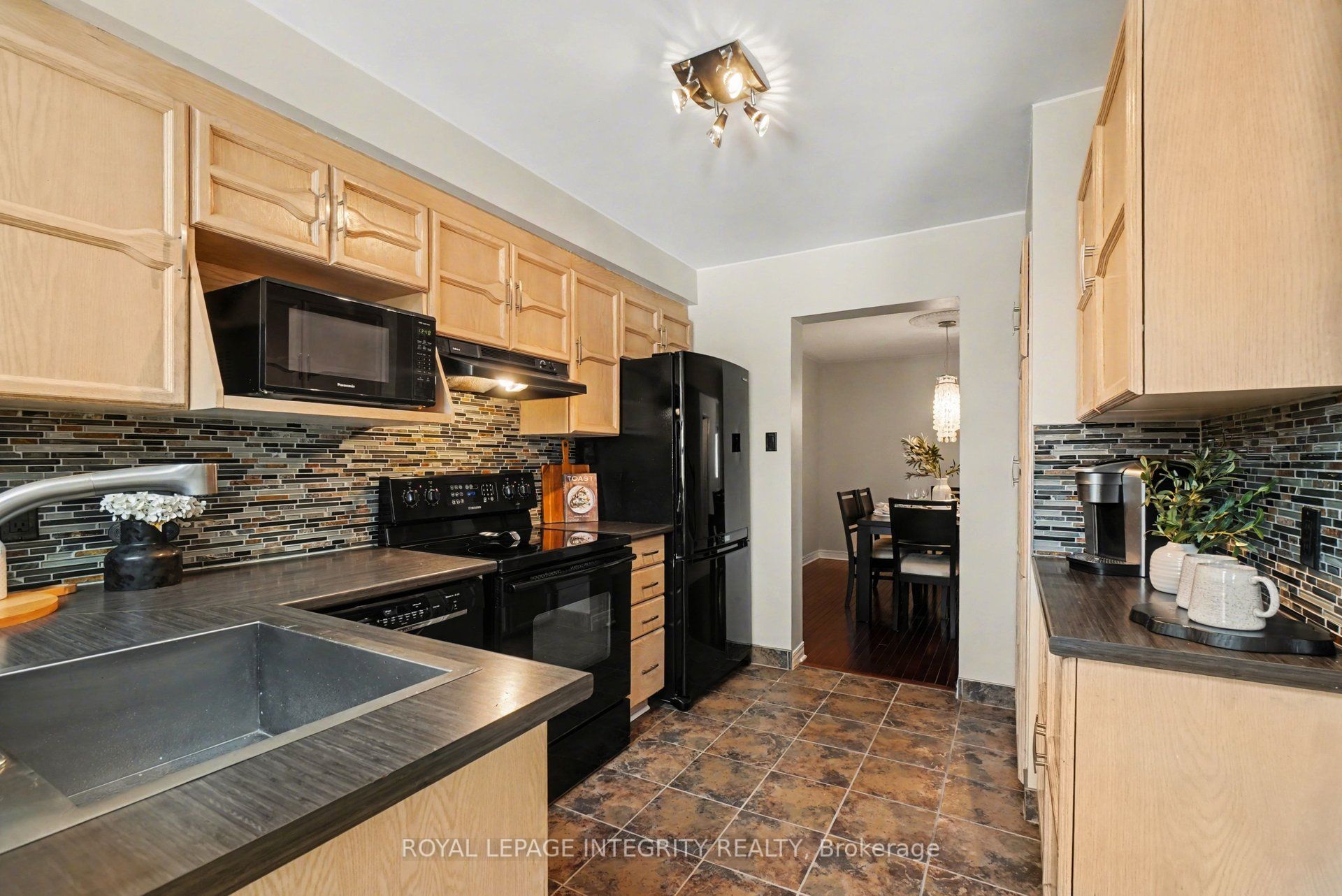 52 Blackdome Crescent Property Photo 9