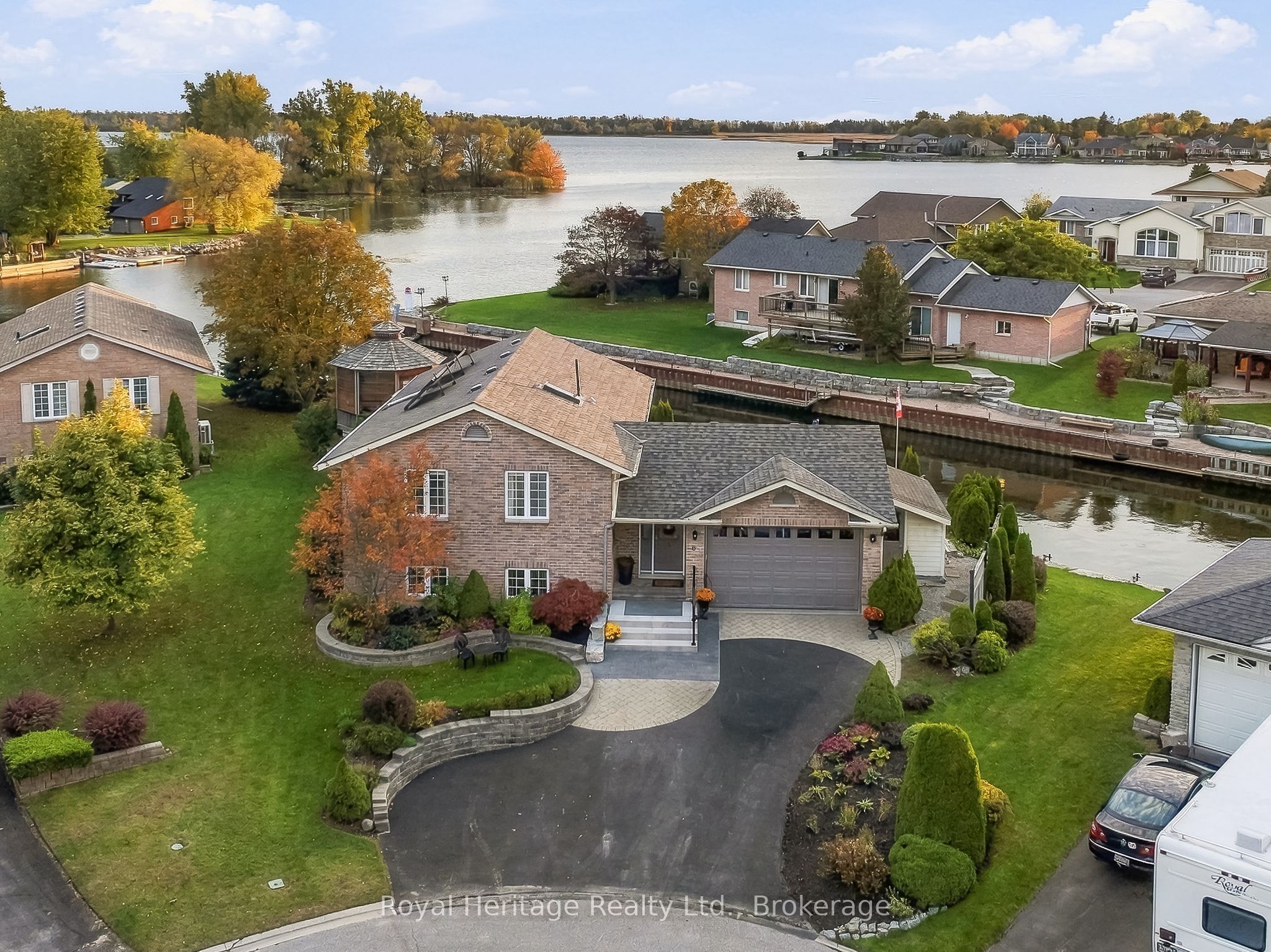 6 Quick Lane Property Photo 1
