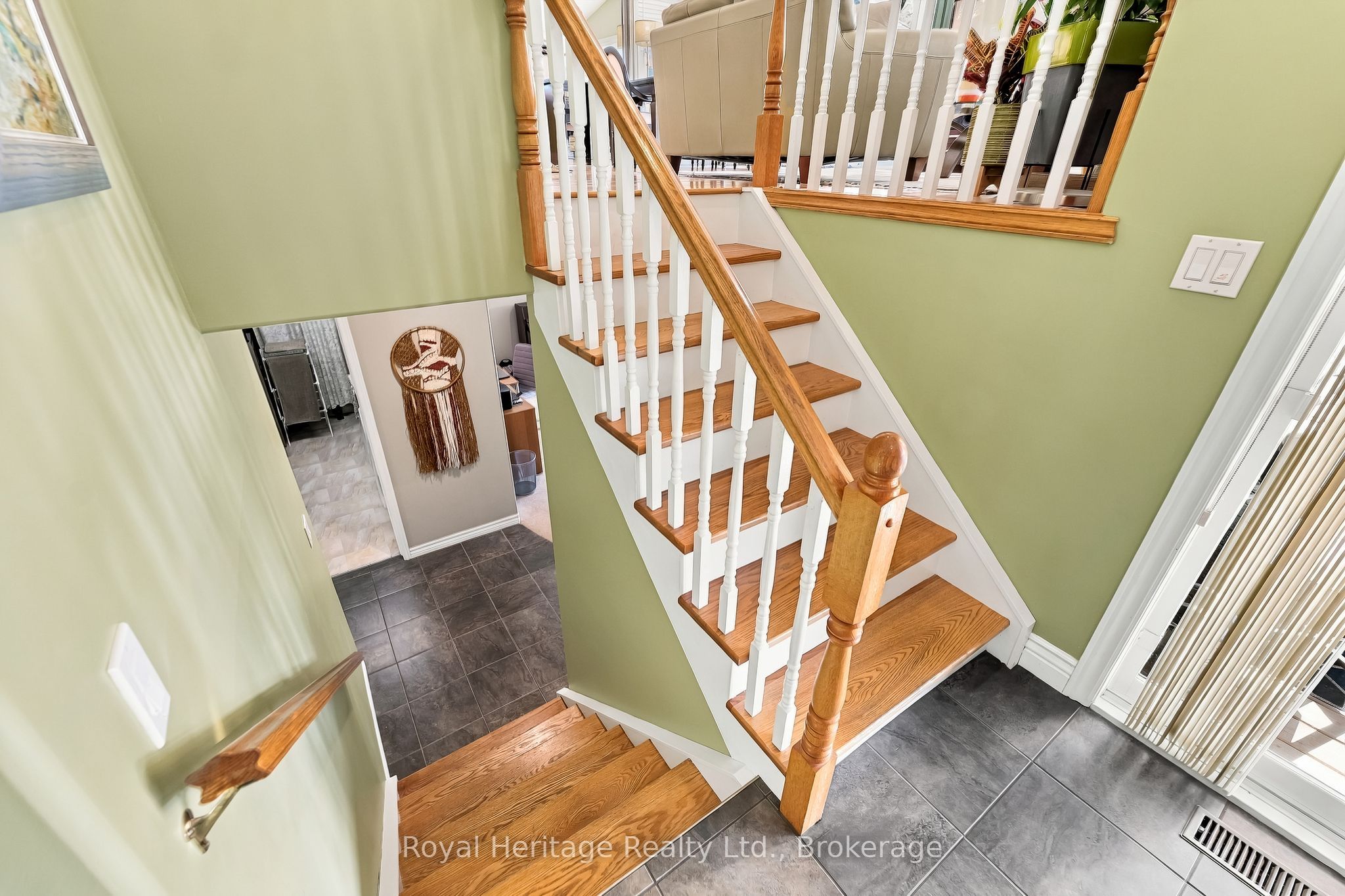 6 Quick Lane Property Photo 12