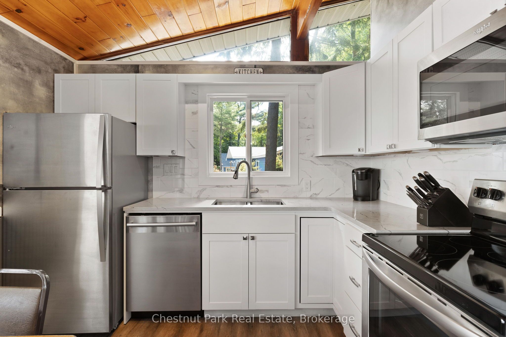 76 Birch Island Property Photo 11