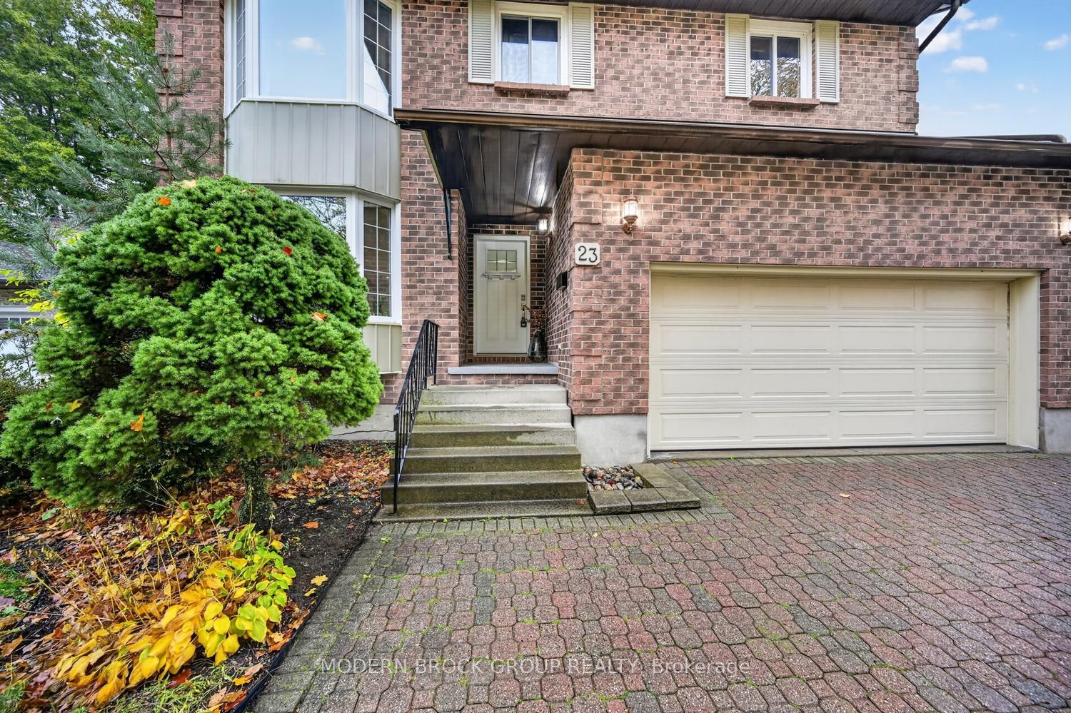 23 Cambridge Crescent Property Photo 3