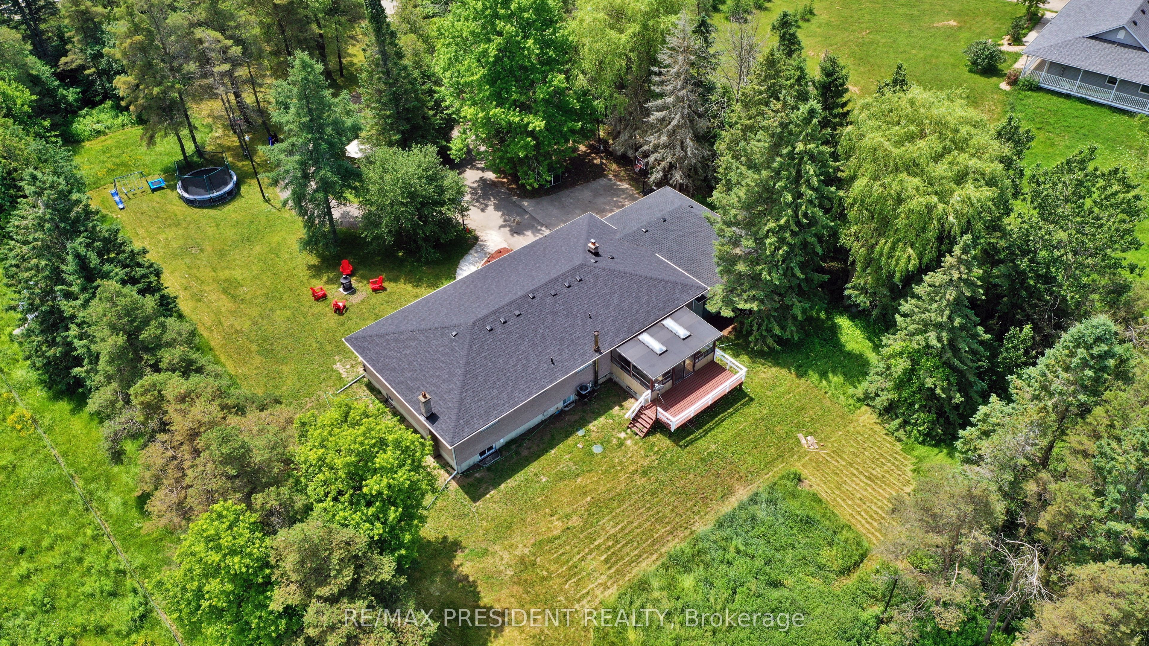 10 Grandview Road Property Photo 35