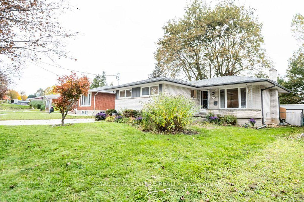 11 Duncairn Avenue Property Photo 3