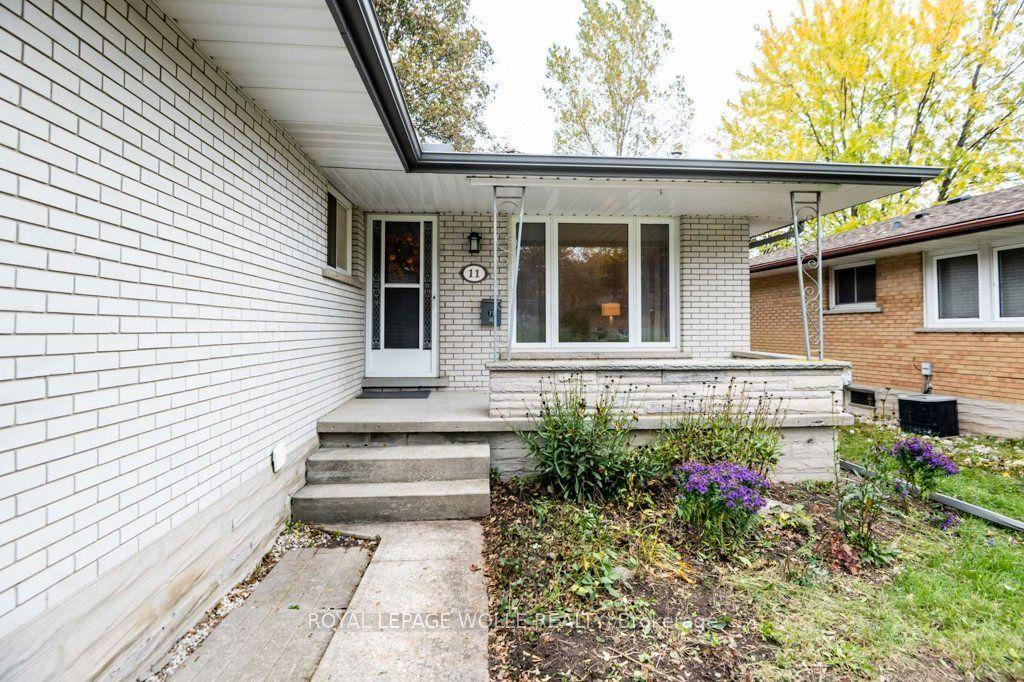 11 Duncairn Avenue Property Photo 5